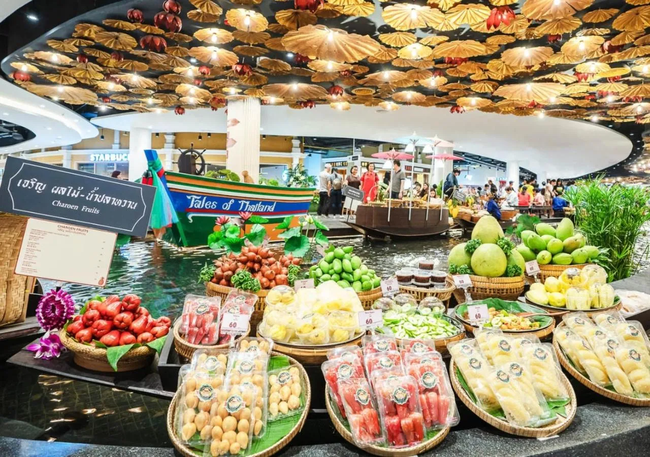 Shopping Area in O'nya Phuket Hotel