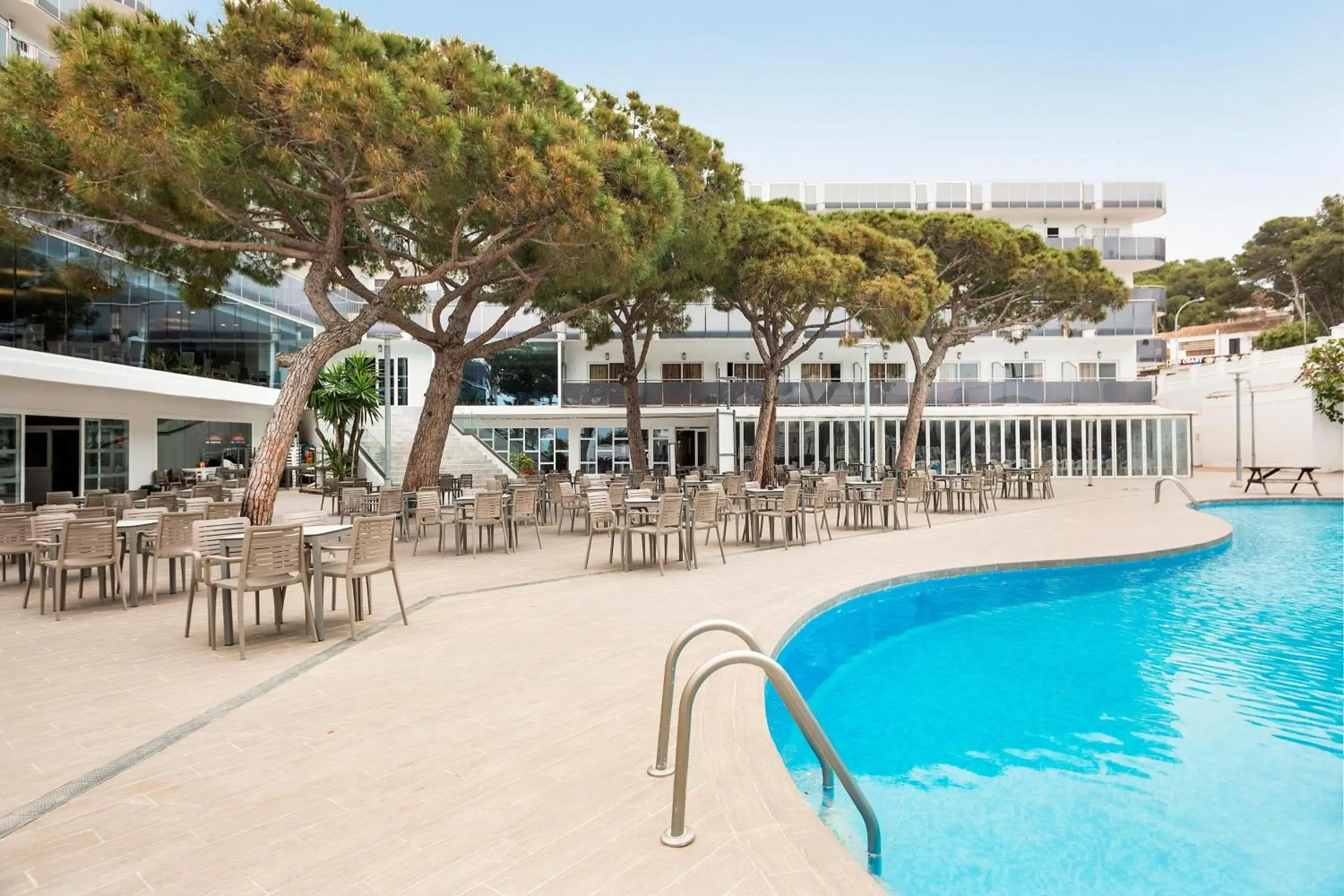 Swimming pool in Hotel Best Cap Salou Swimming pool in Hotel Best Cap Salou