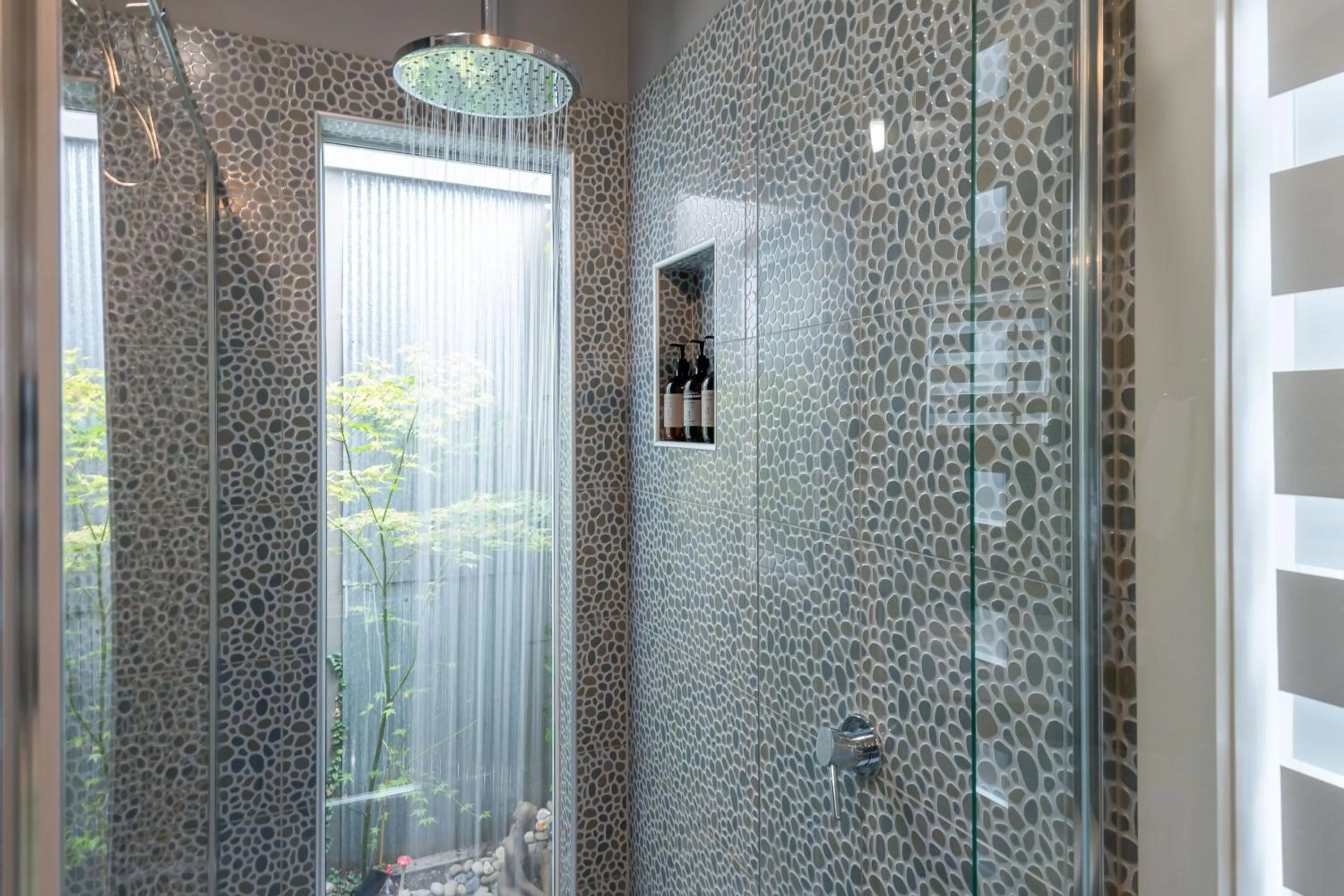 Sailaway Beach House