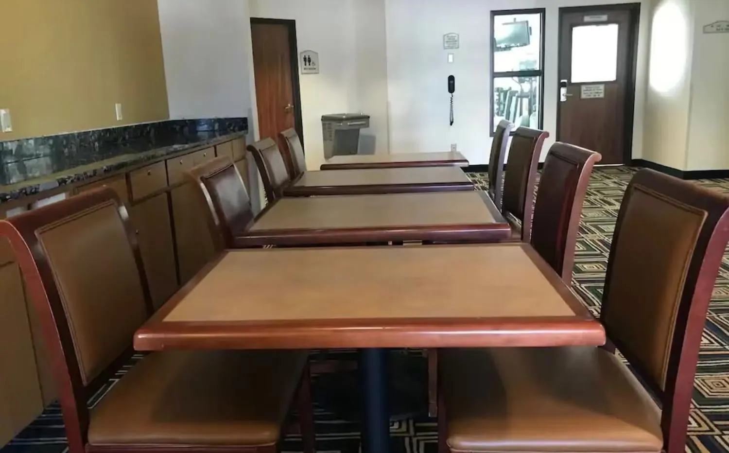 Meeting/conference room in Blue Way Inn Eagan Extended Stay