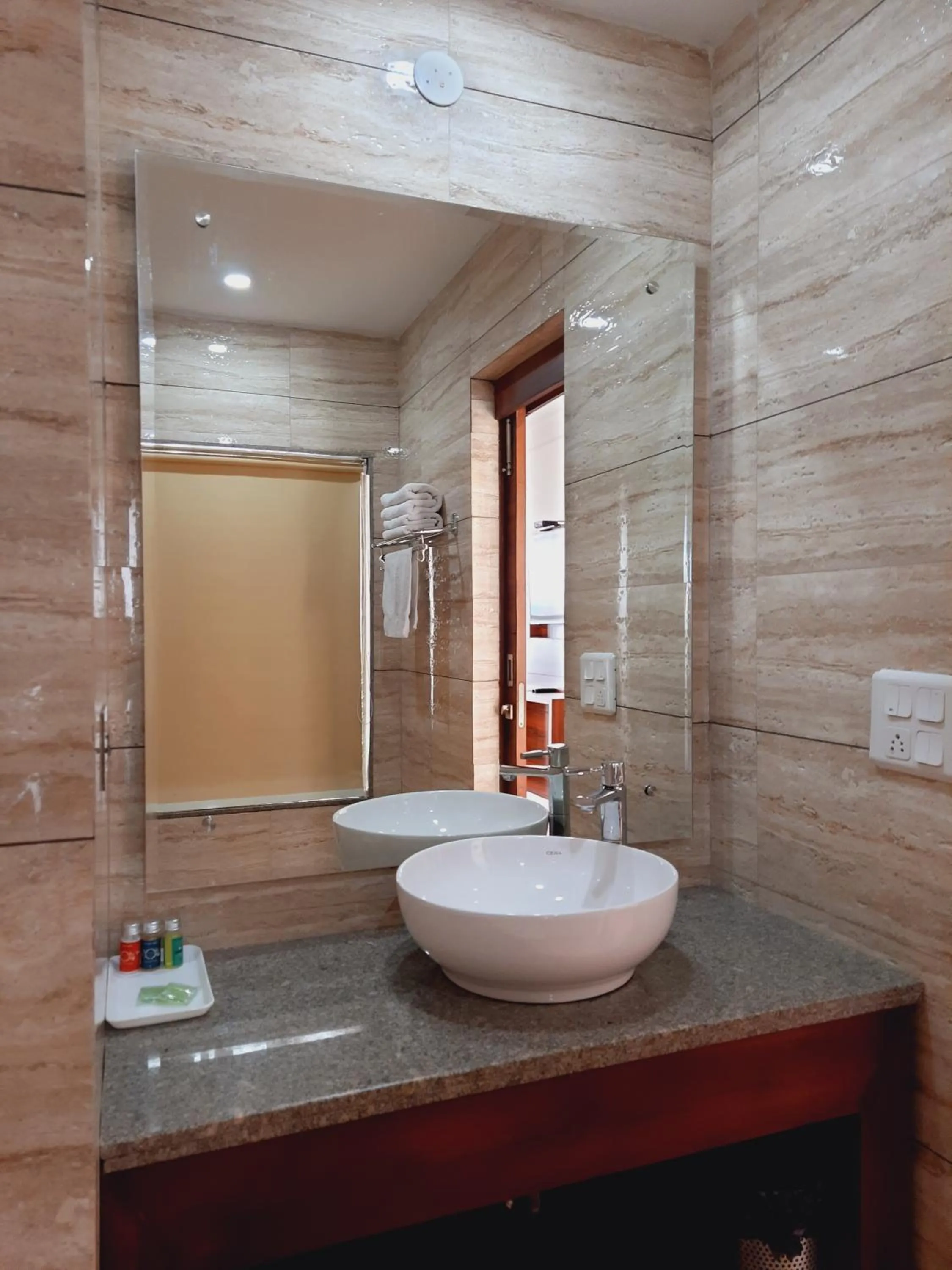 Toilet in Hotel Chail Residency