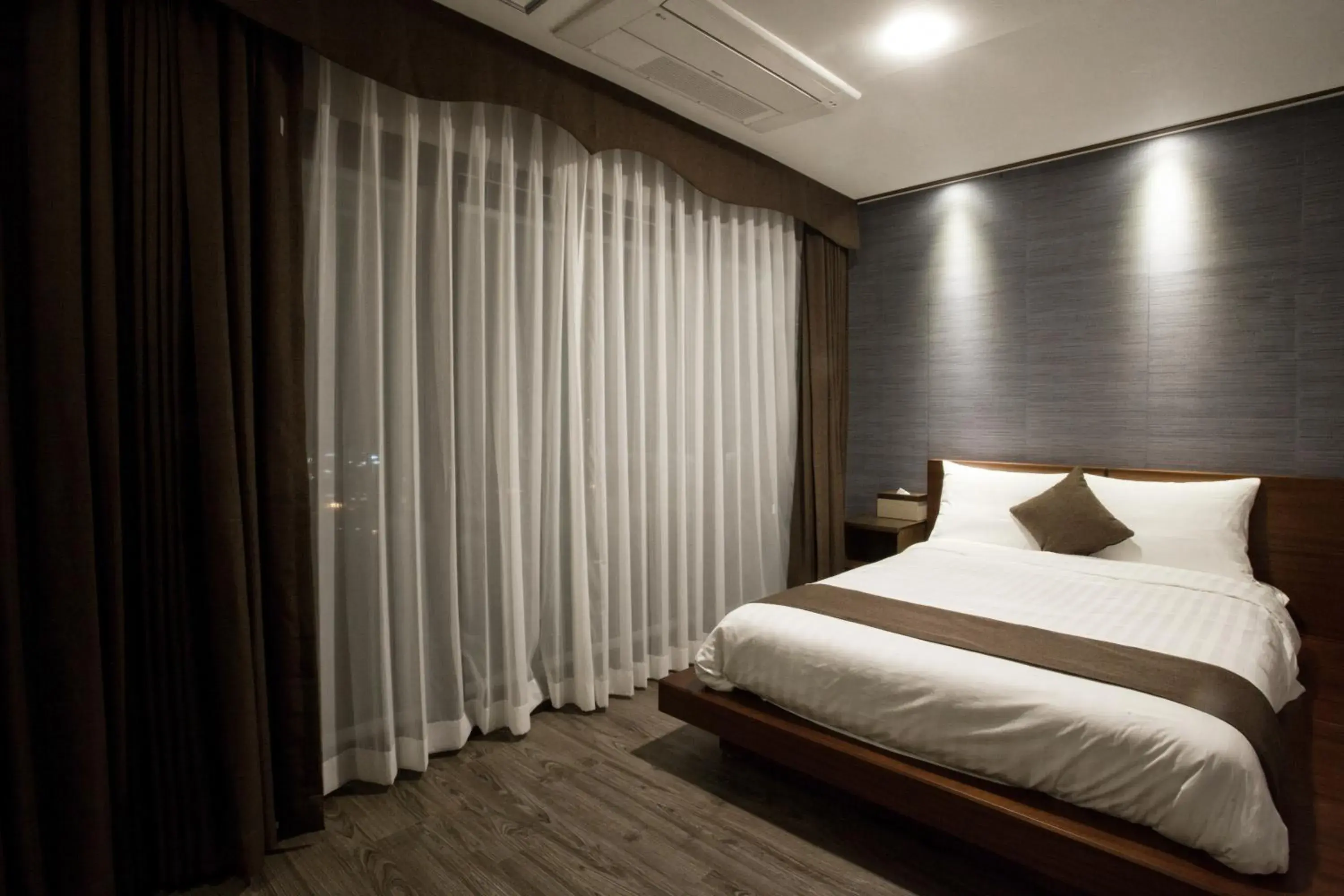 Bed in CS Premier Hotel Bed in CS Premier Hotel