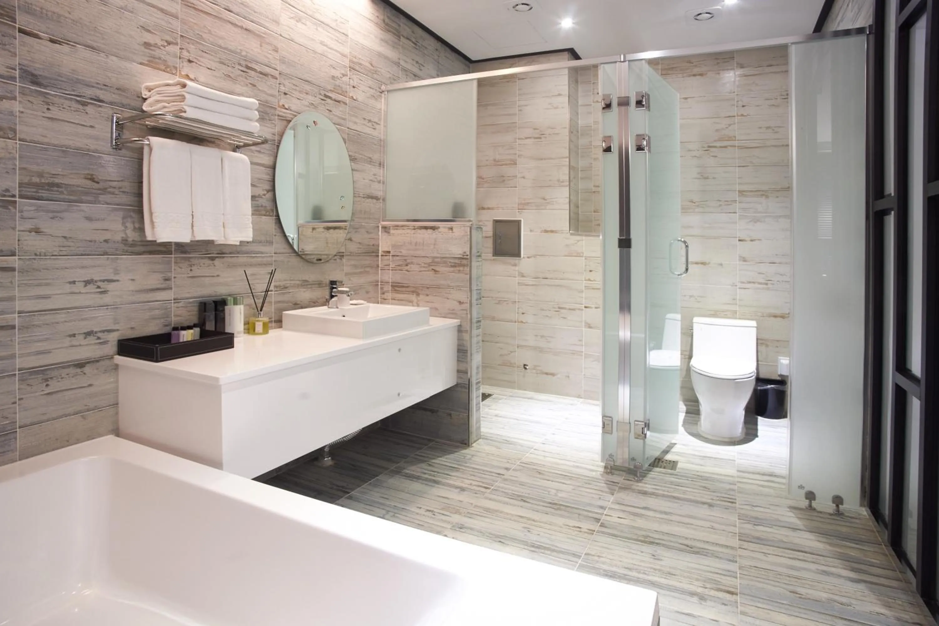 Bathroom in CS Premier Hotel