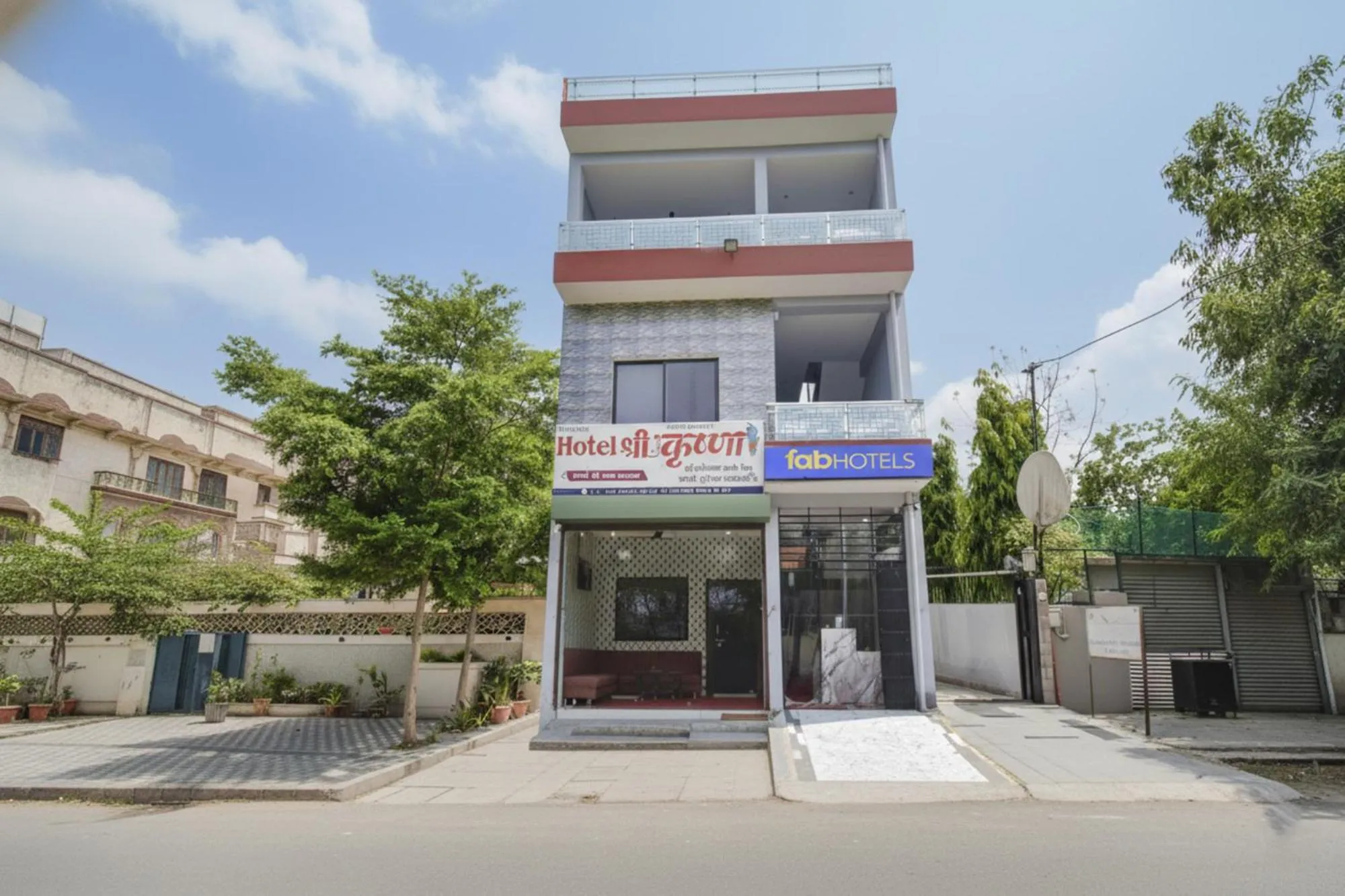 Property building in Via Shree Krishna Guest House