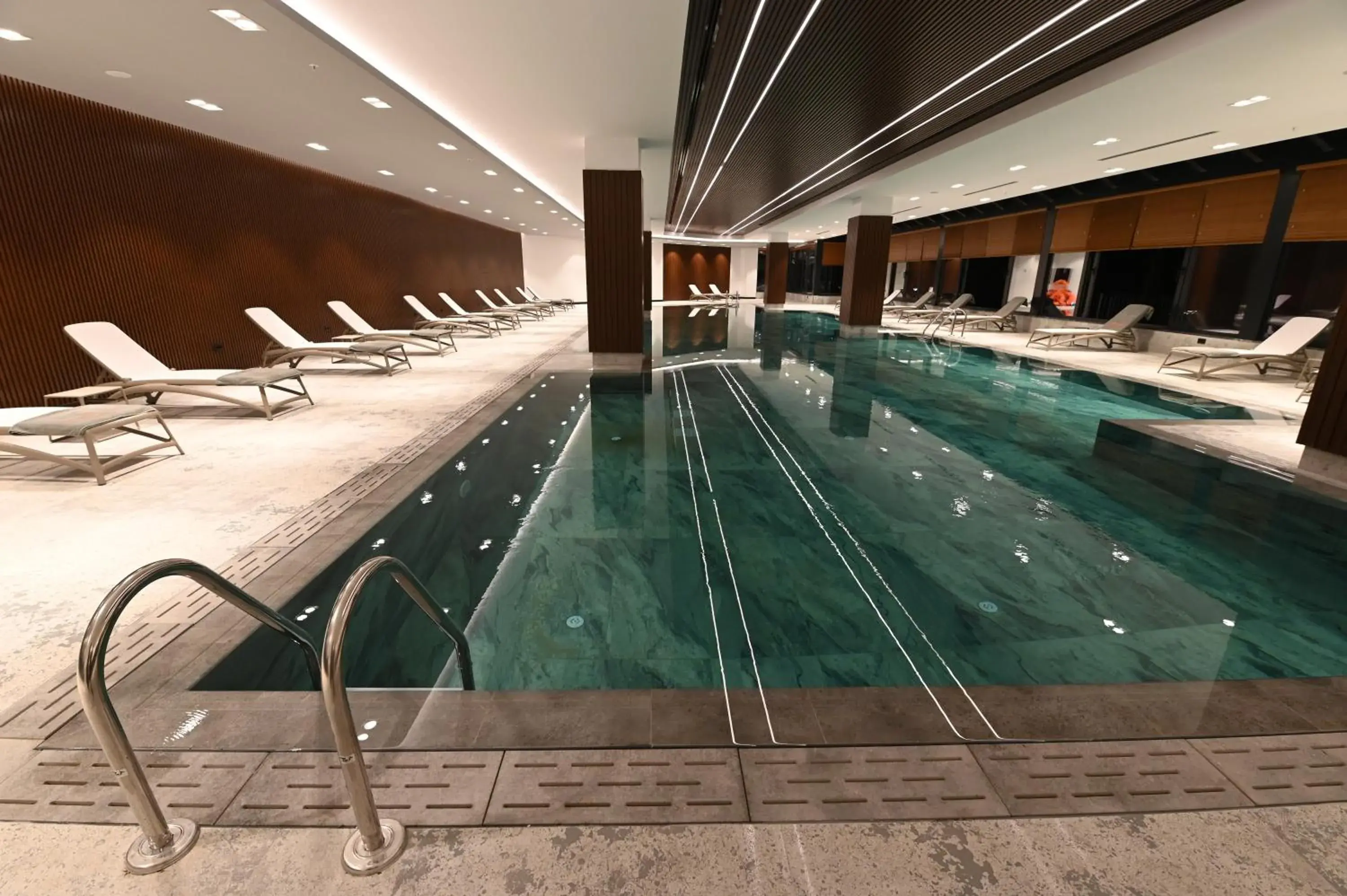 Swimming pool in VONRESORT Abant Swimming pool in VONRESORT Abant