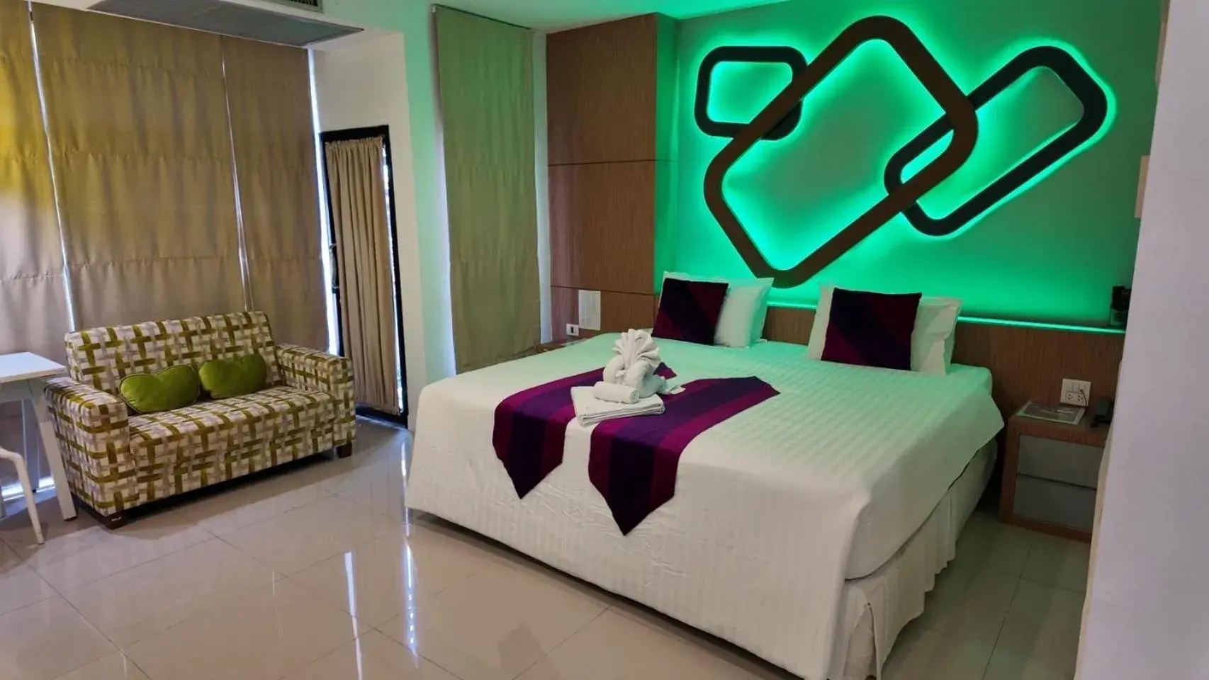 Deluxe King Room in Phitsanulok United Deluxe King Room in Phitsanulok United