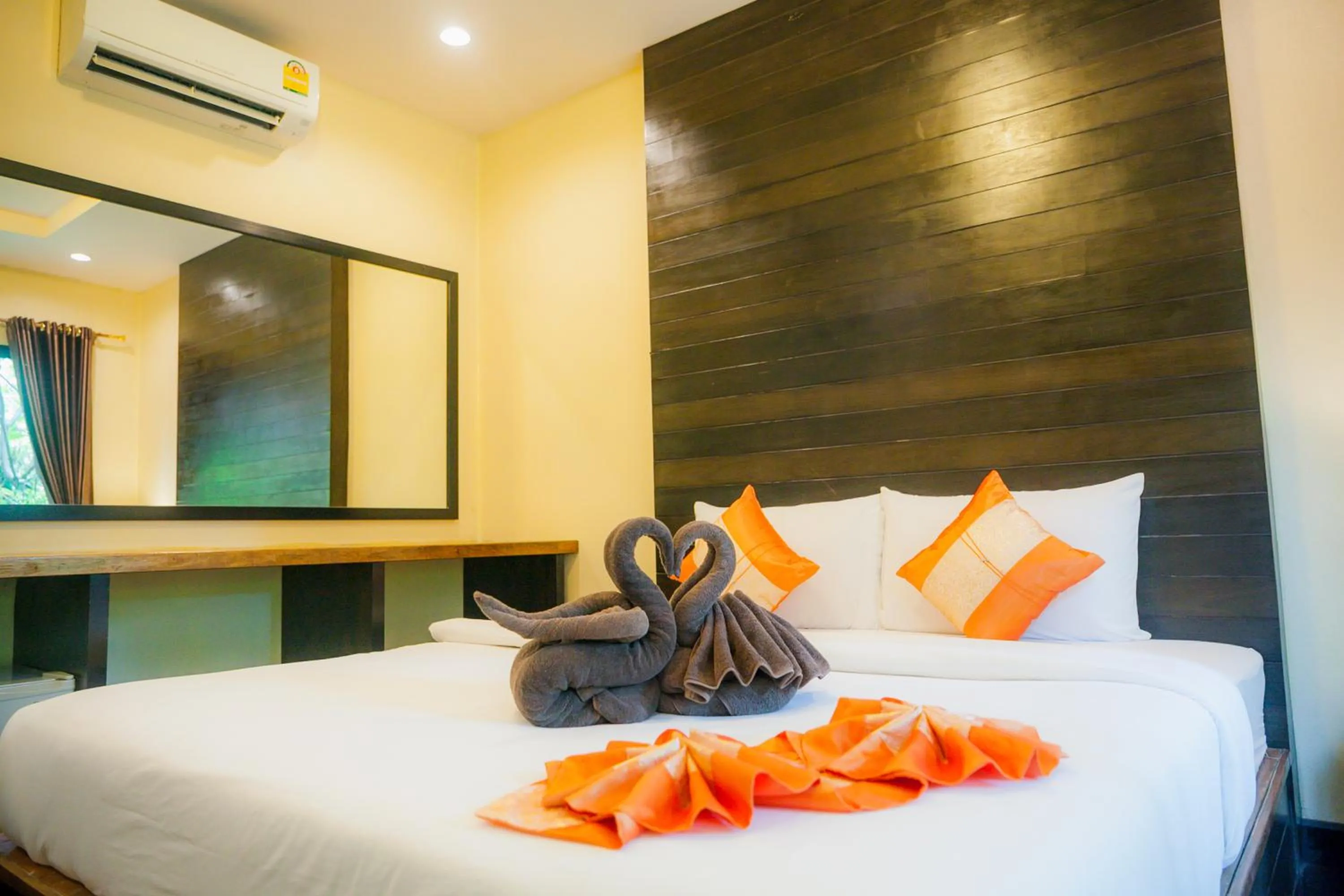 Photo of the whole room, Bed in Leelawadee Lipe Resort