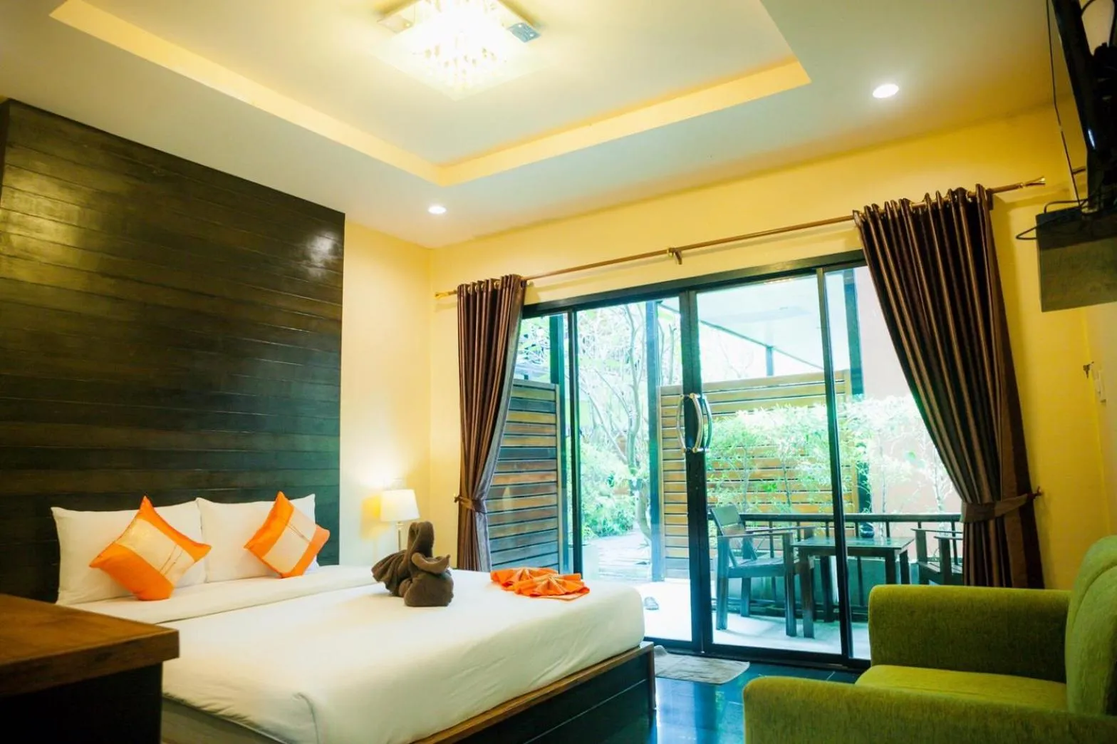 Photo of the whole room, Bed in Leelawadee Lipe Resort