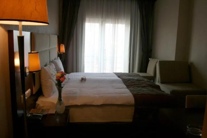 Cetin Hotel