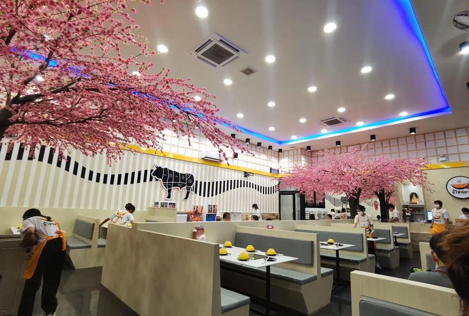 Restaurant/Places to Eat in Panini Residence