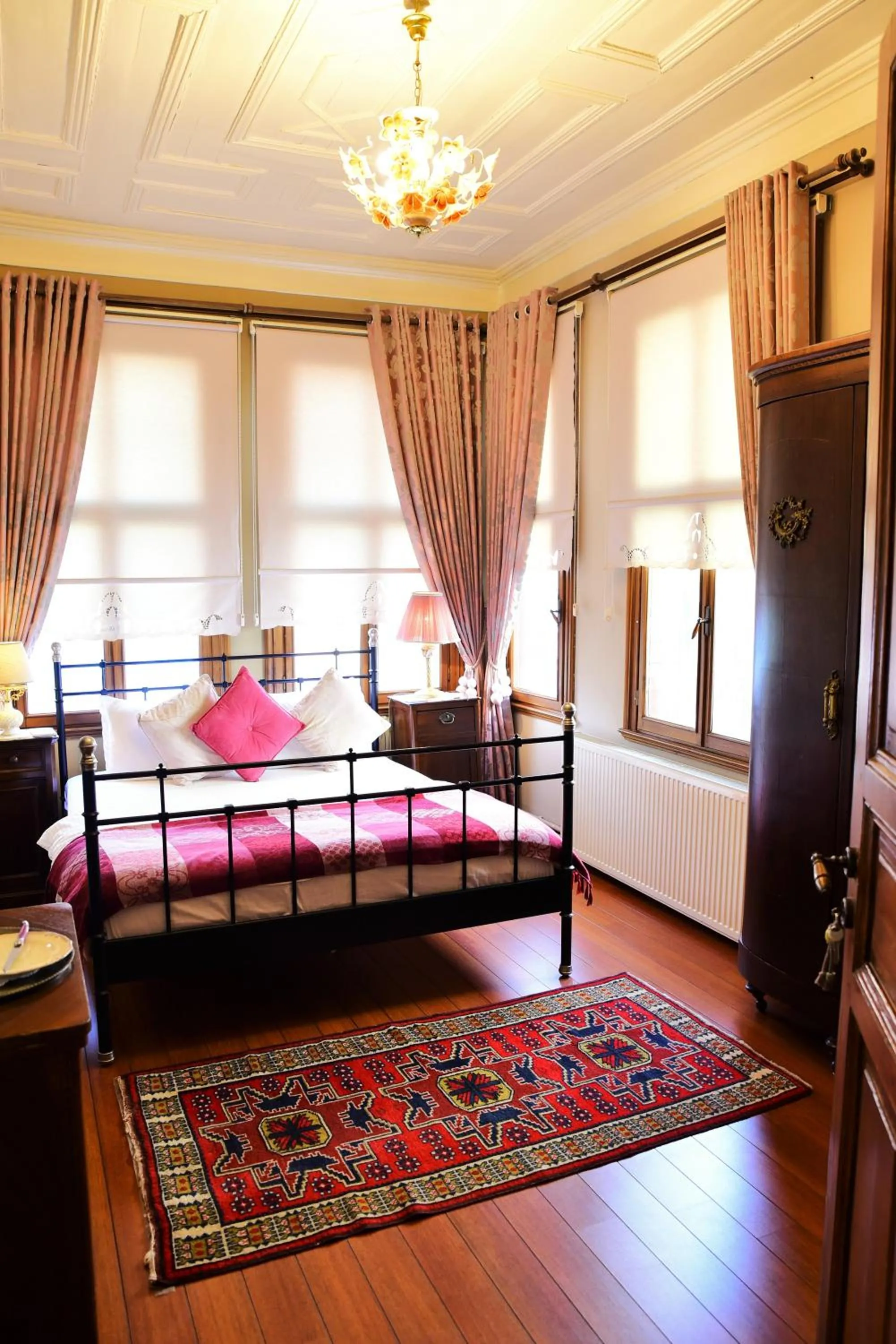 Photo of the whole room, Bed in Ottoman Suites by Sera House