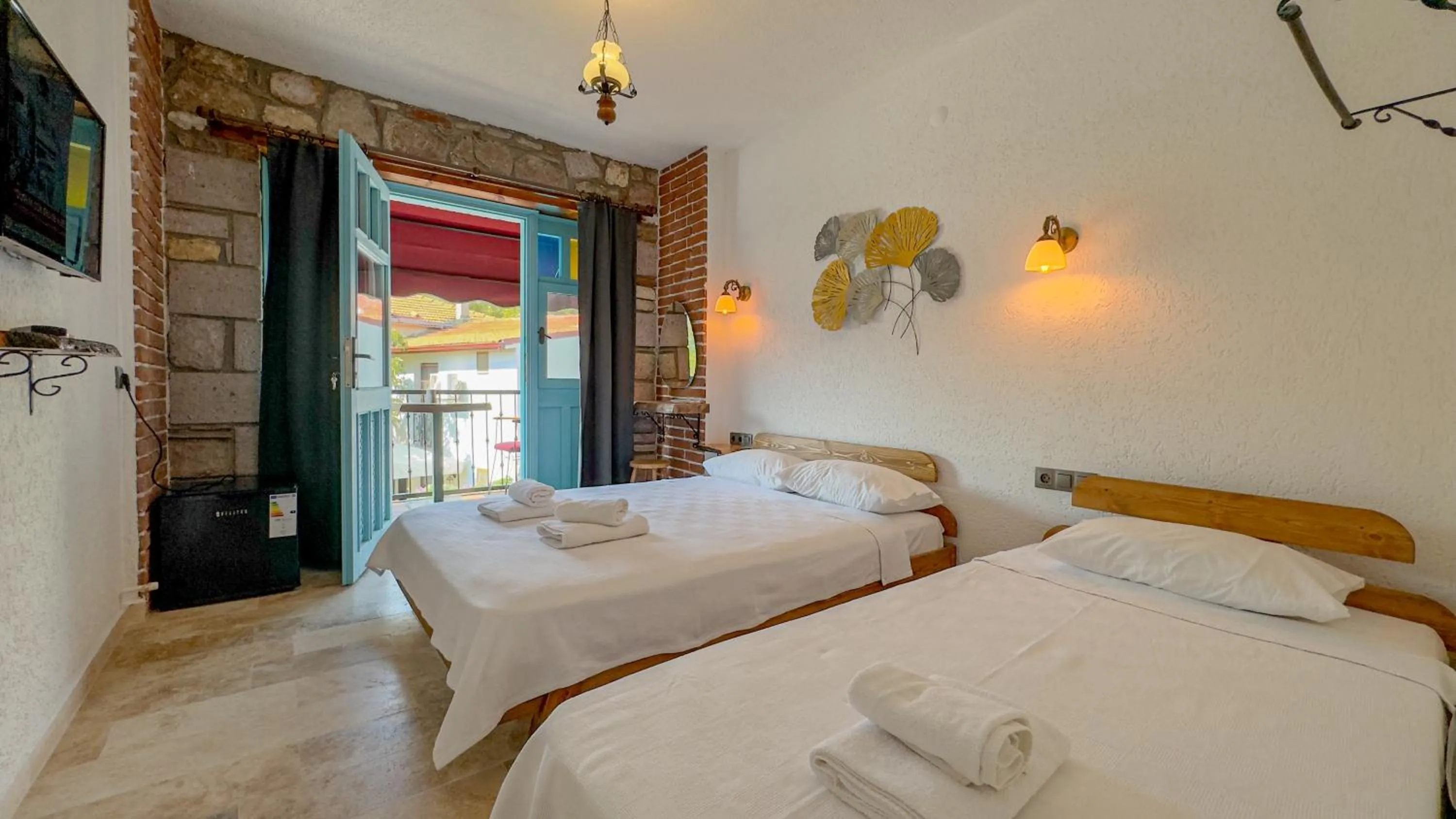 Photo of the whole room, Bed in Tetka Konukevi