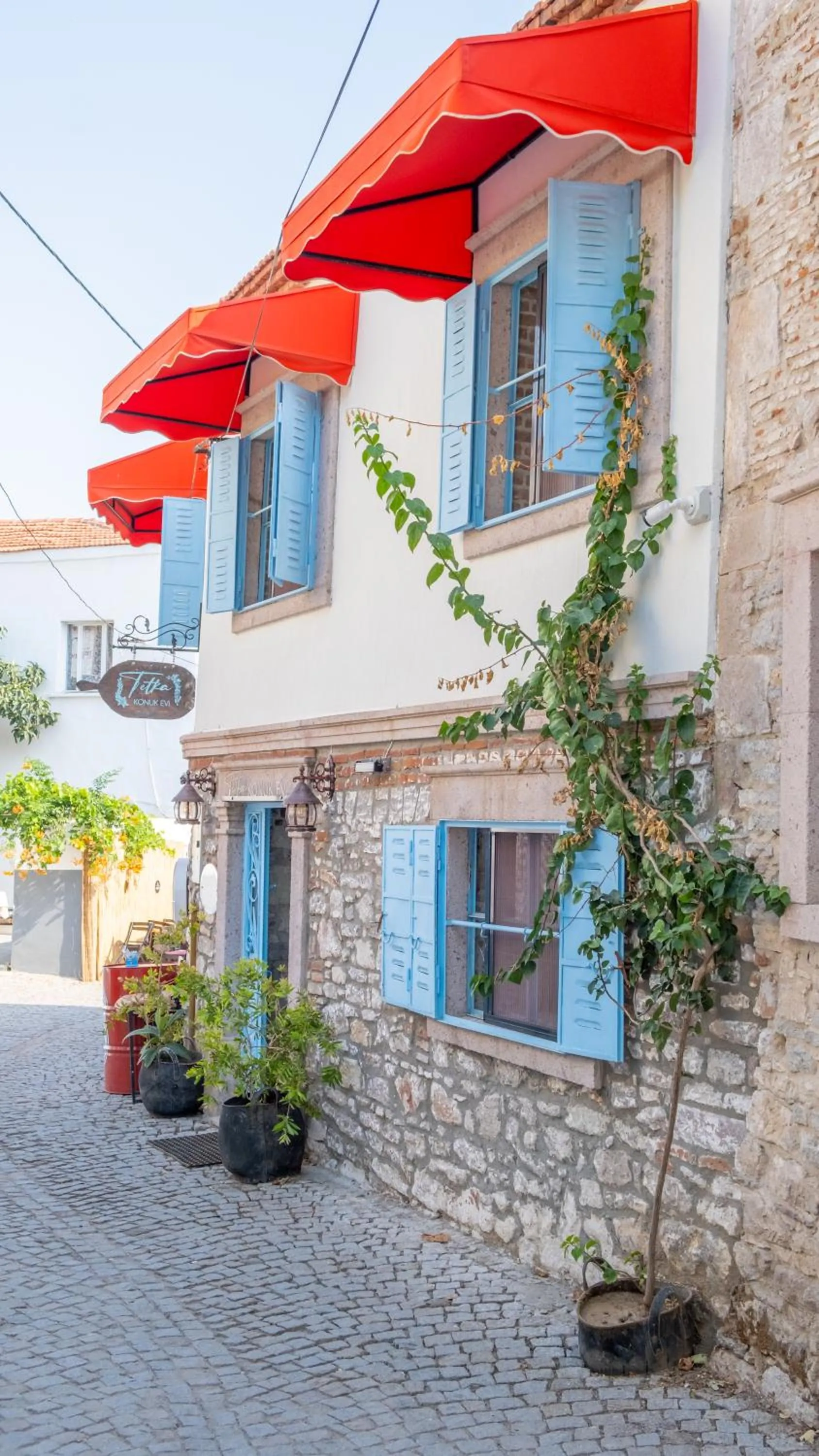 Property building in Tetka Konukevi