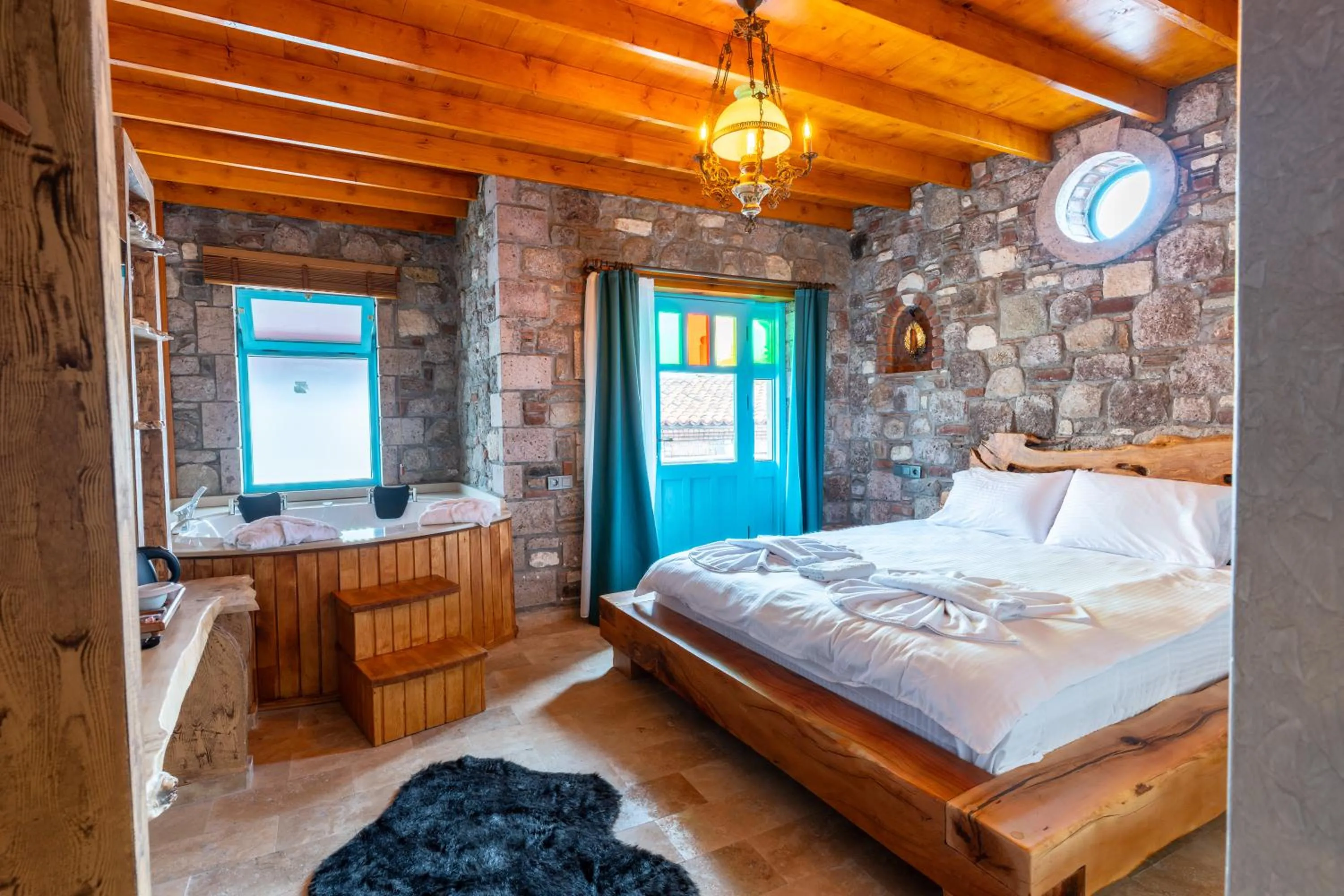 Photo of the whole room, Bed in Tetka Konukevi