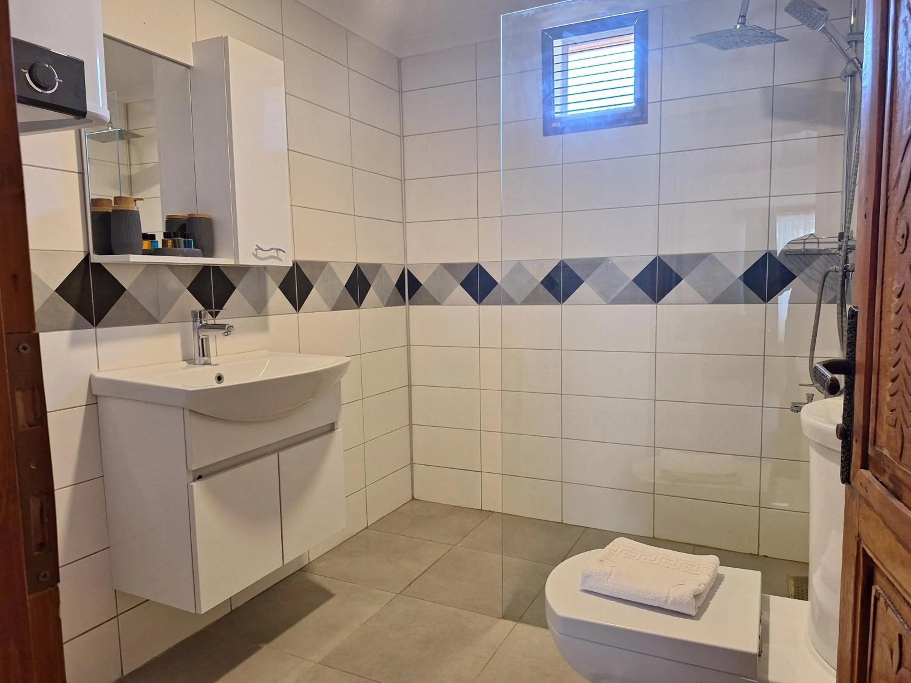 Bathroom in Tetka Konukevi