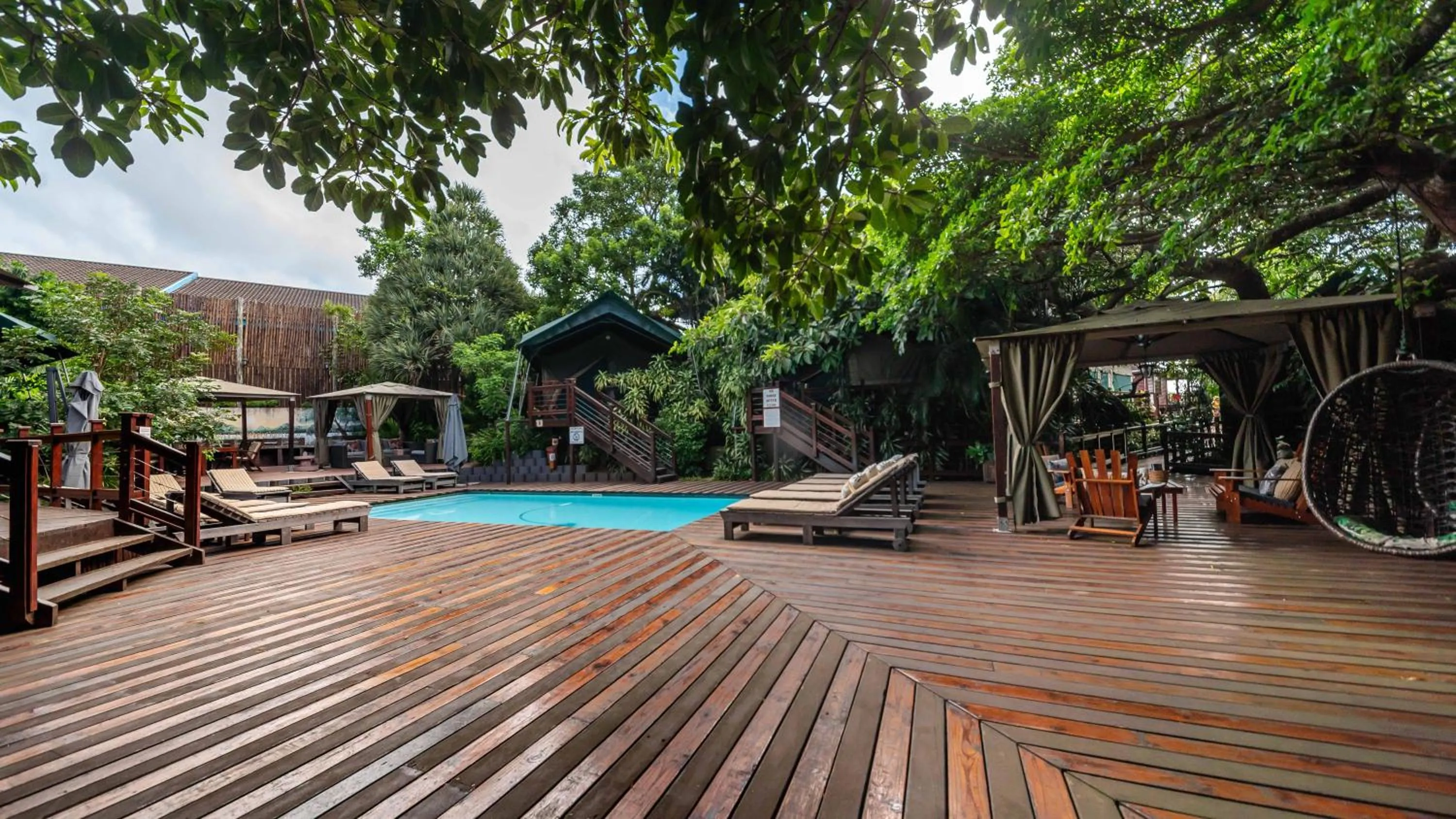 Luxury Tented Village @ Urban Glamping