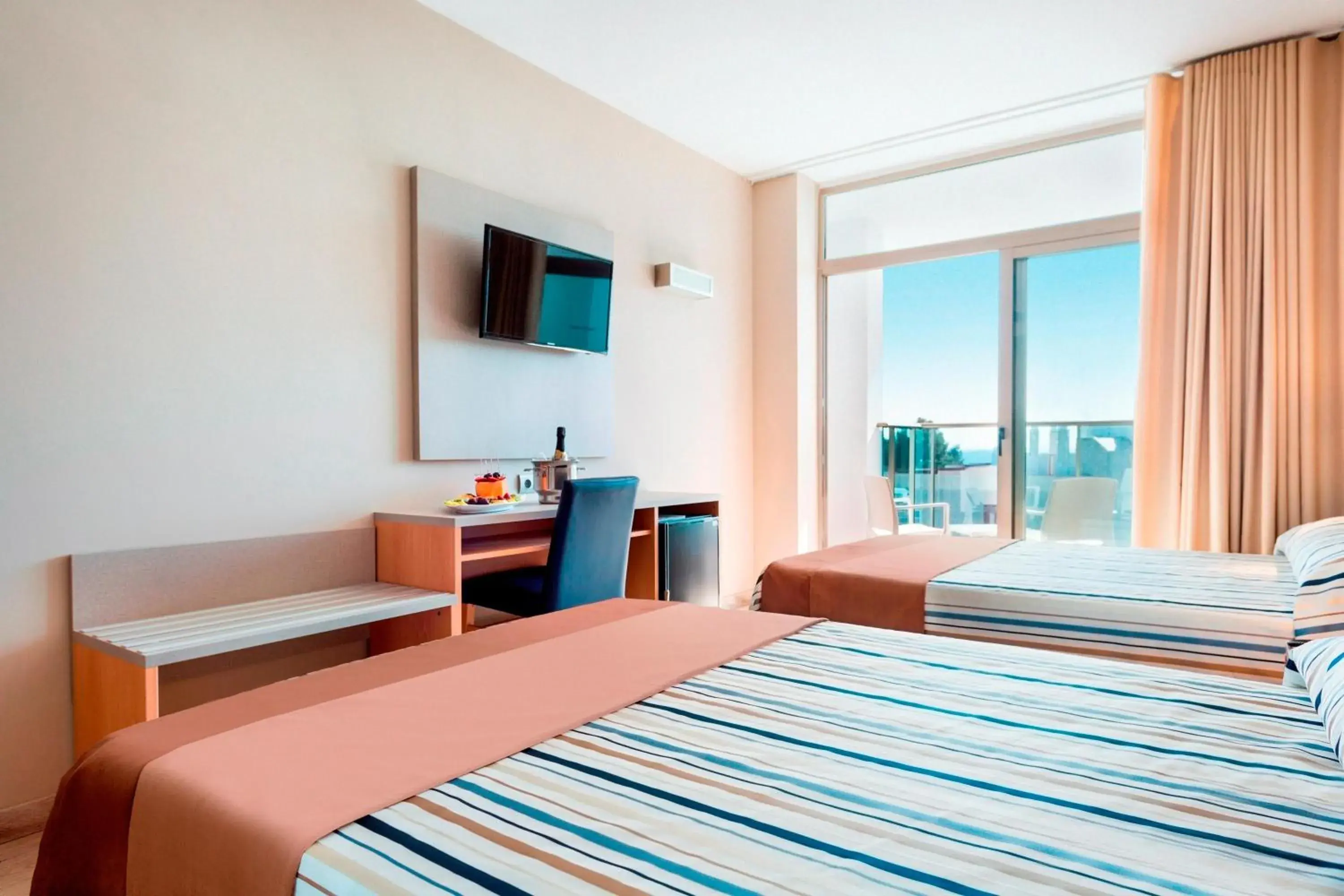 Photo of the whole room, Bed in Hotel Best Cambrils Photo of the whole room, Bed in Hotel Best Cambrils