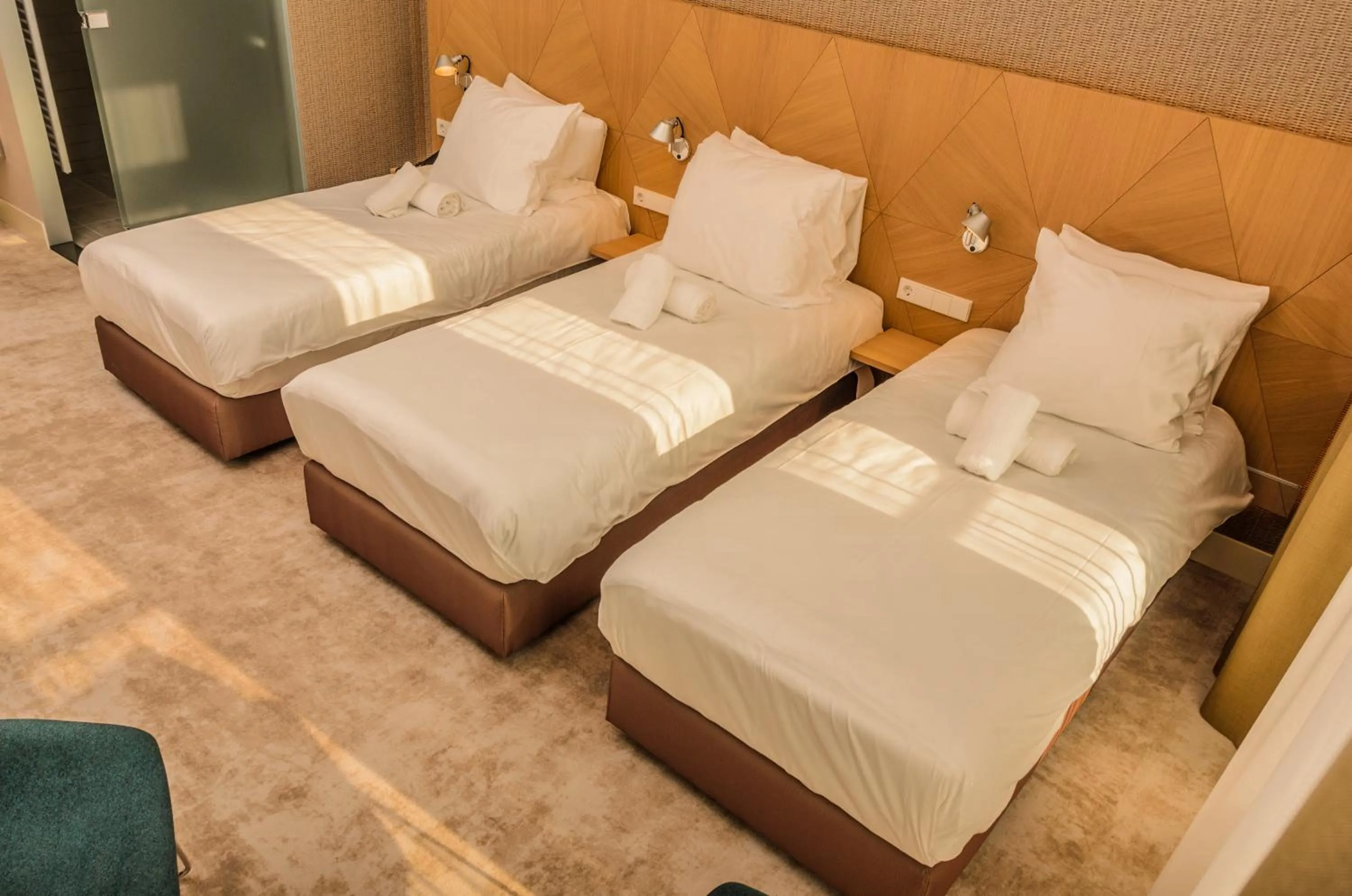 Bed in Amadi Panorama Hotel