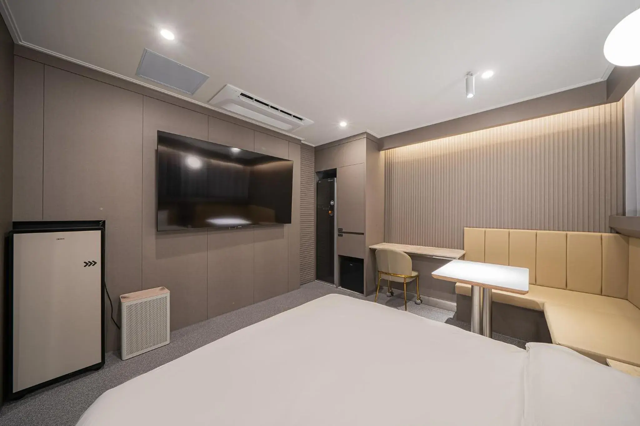 Bed in Brown Dot Hotel Sangju Bed in Brown Dot Hotel Sangju