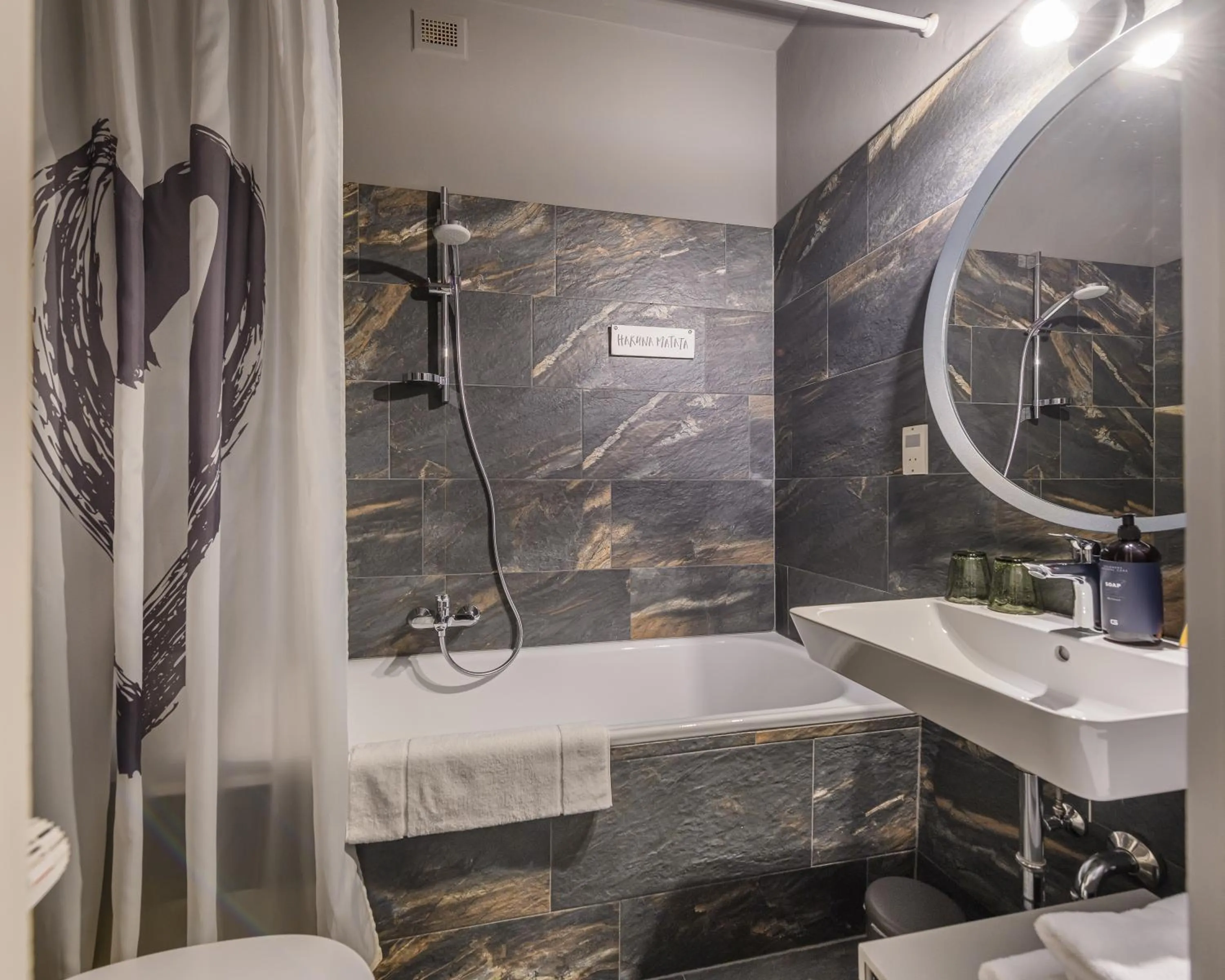 Bathroom in B&B Berglift direkt an der Talstation