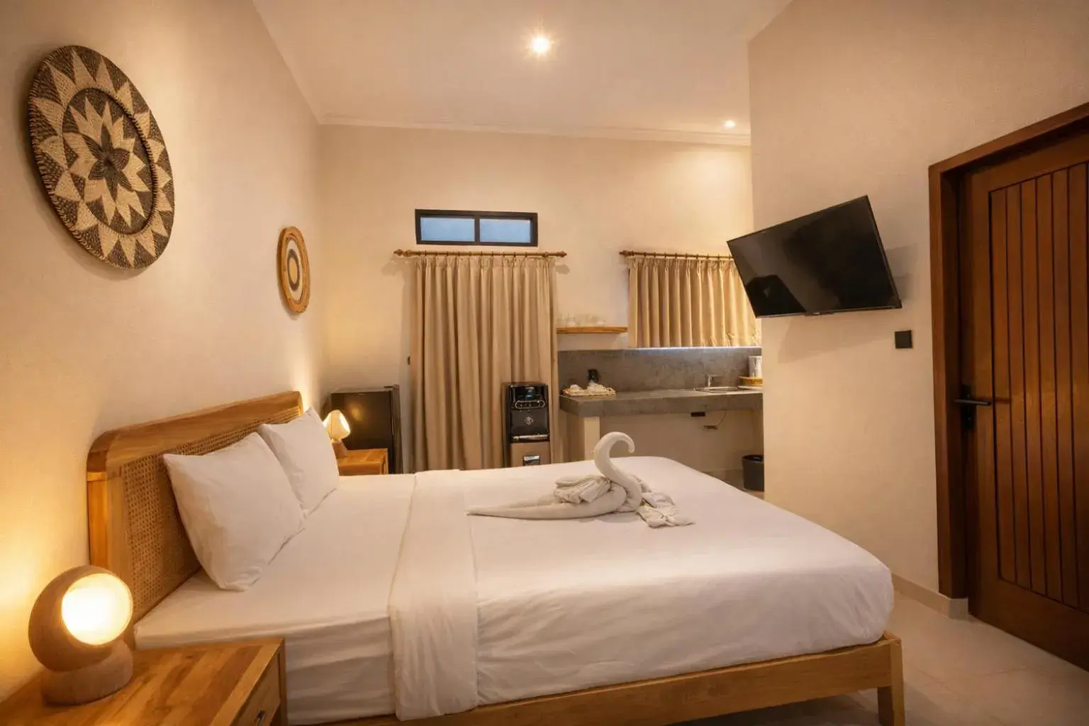 Studio with Private Kitchen in Susurro Villas - New Cozy Bungalow - Private Kitchen - 80Mbps WiFi Studio with Private Kitchen in Susurro Villas - New Cozy Bungalow - Private Kitchen - 80Mbps WiFi