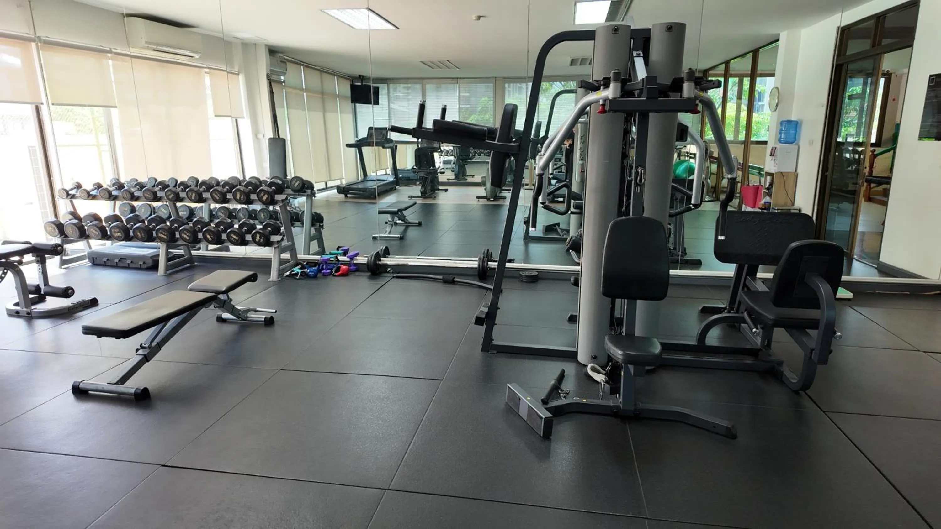Fitness centre/facilities in Charan Tower Residences by Aspira