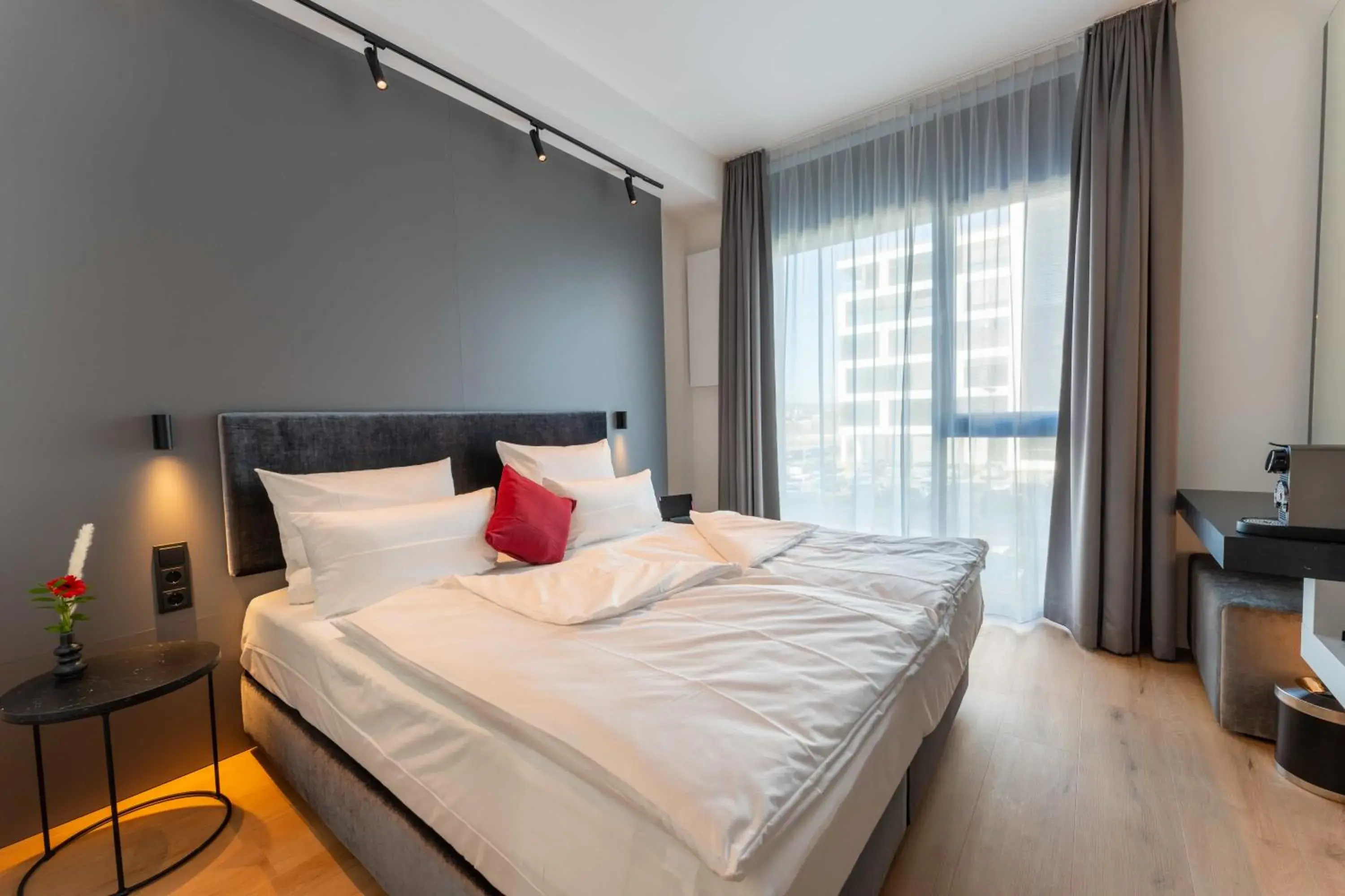 Standard Double Room in Frames Hotel GmbH Standard Double Room in Frames Hotel GmbH