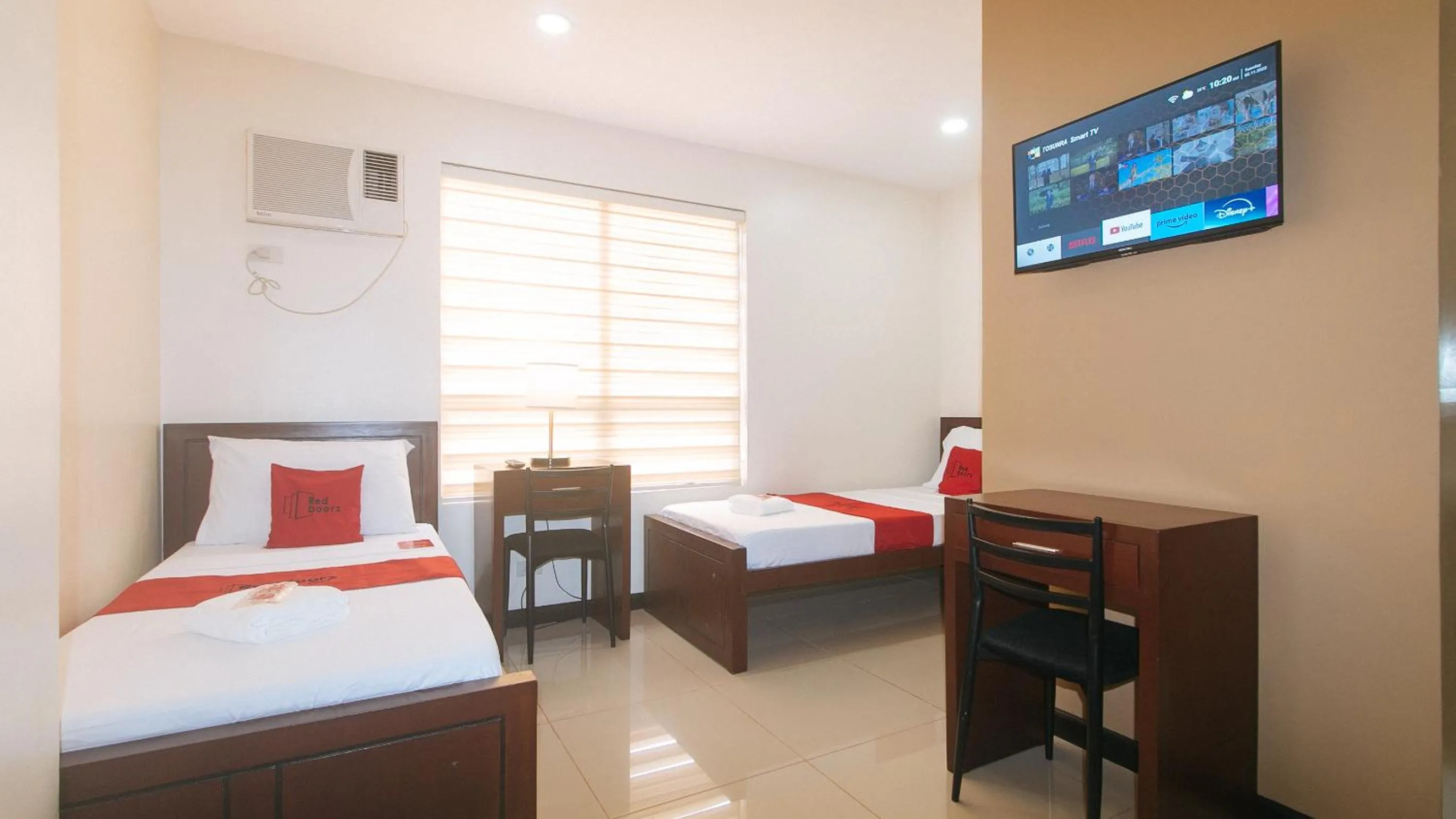 Bed in RedDoorz at Nucell