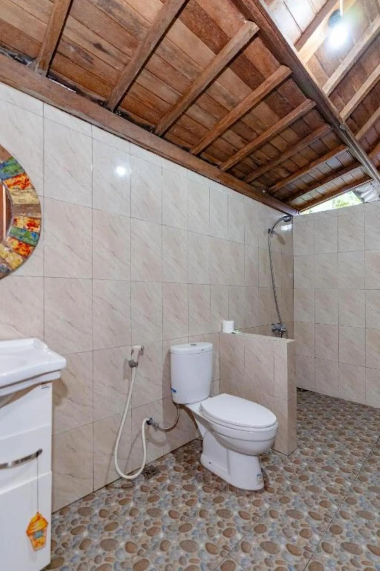 Bathroom in Raira's Villas Lembongan