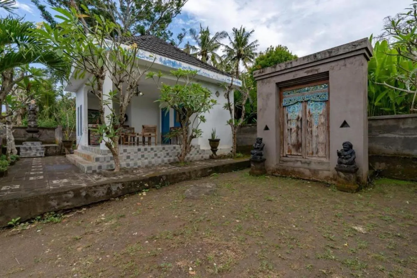Facade/entrance in Raira's Villas Lembongan
