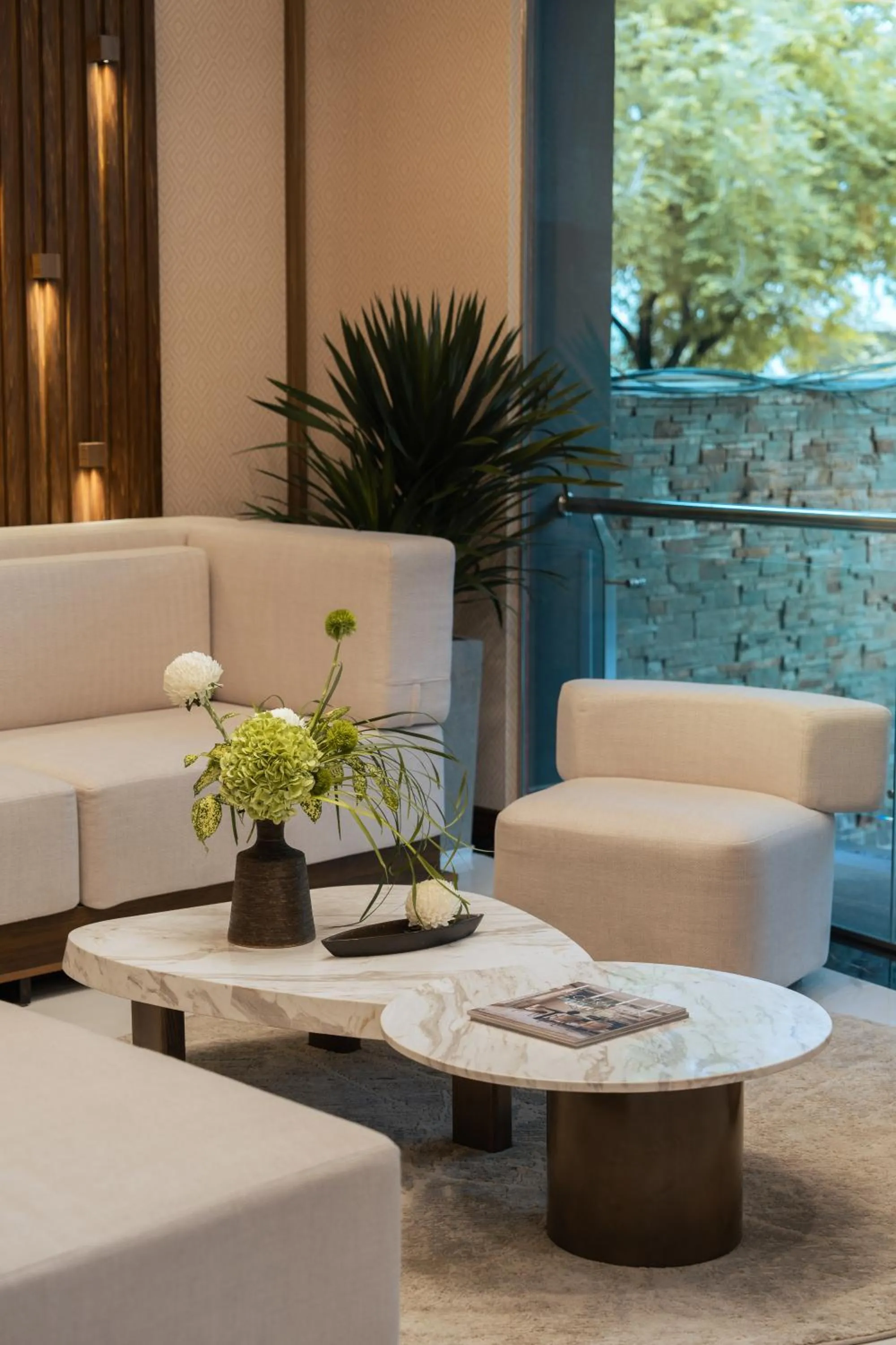 Lobby or reception in Kin Hotel Thai Van Lung