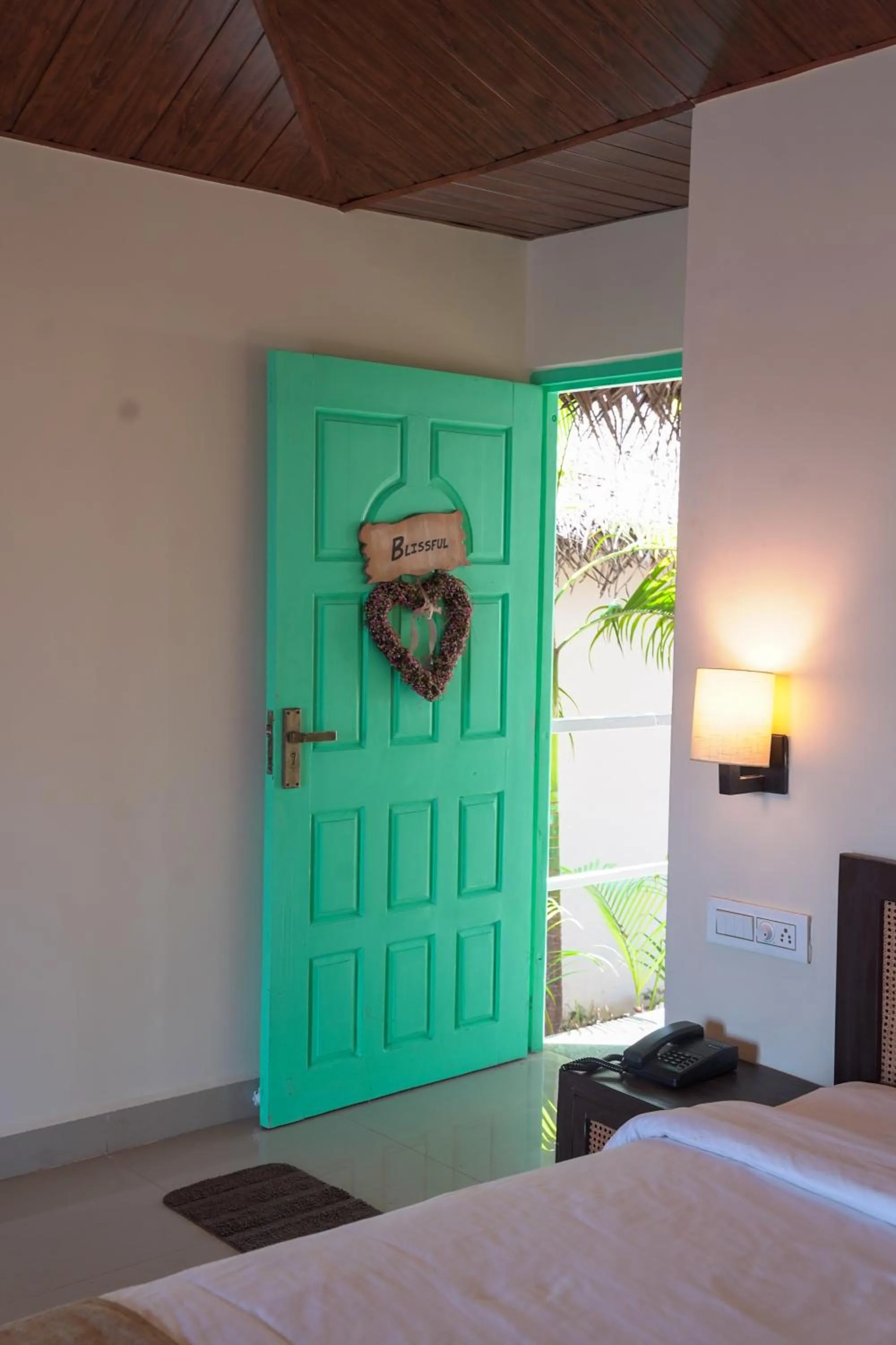 Facade/entrance, Bed in Destiny Goa Beach Resort