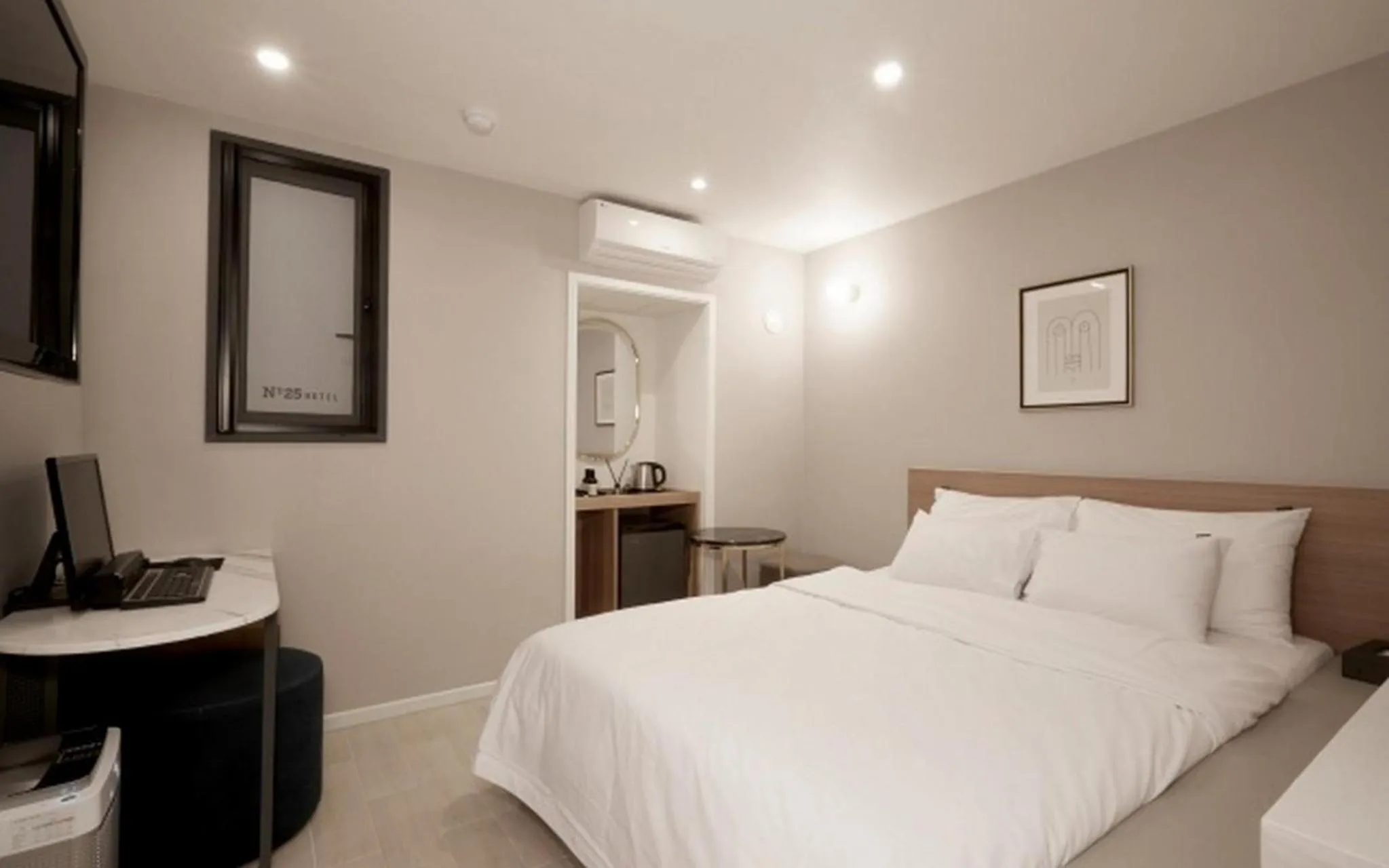 Photo of the whole room, Bed in No25 Hotel Suyu