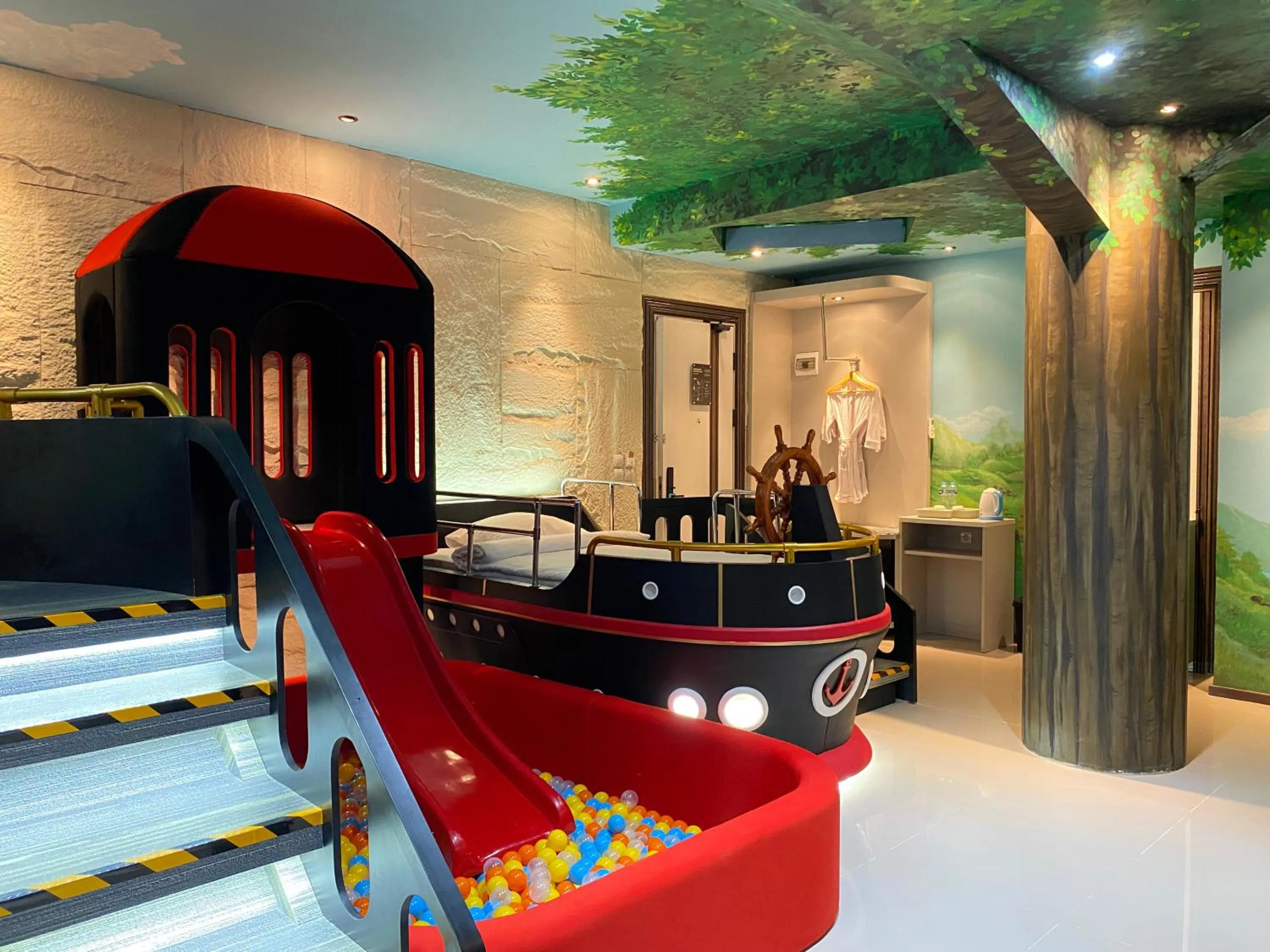 Living room in Avery De Grand City Hotel Bandung