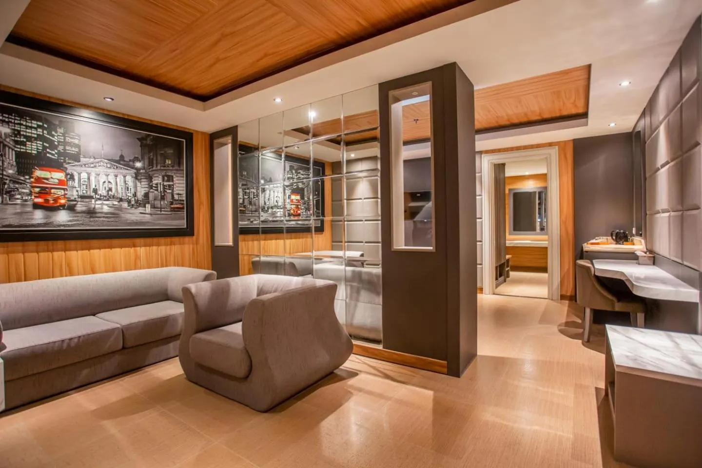 Bed in Avery De Grand City Hotel Bandung