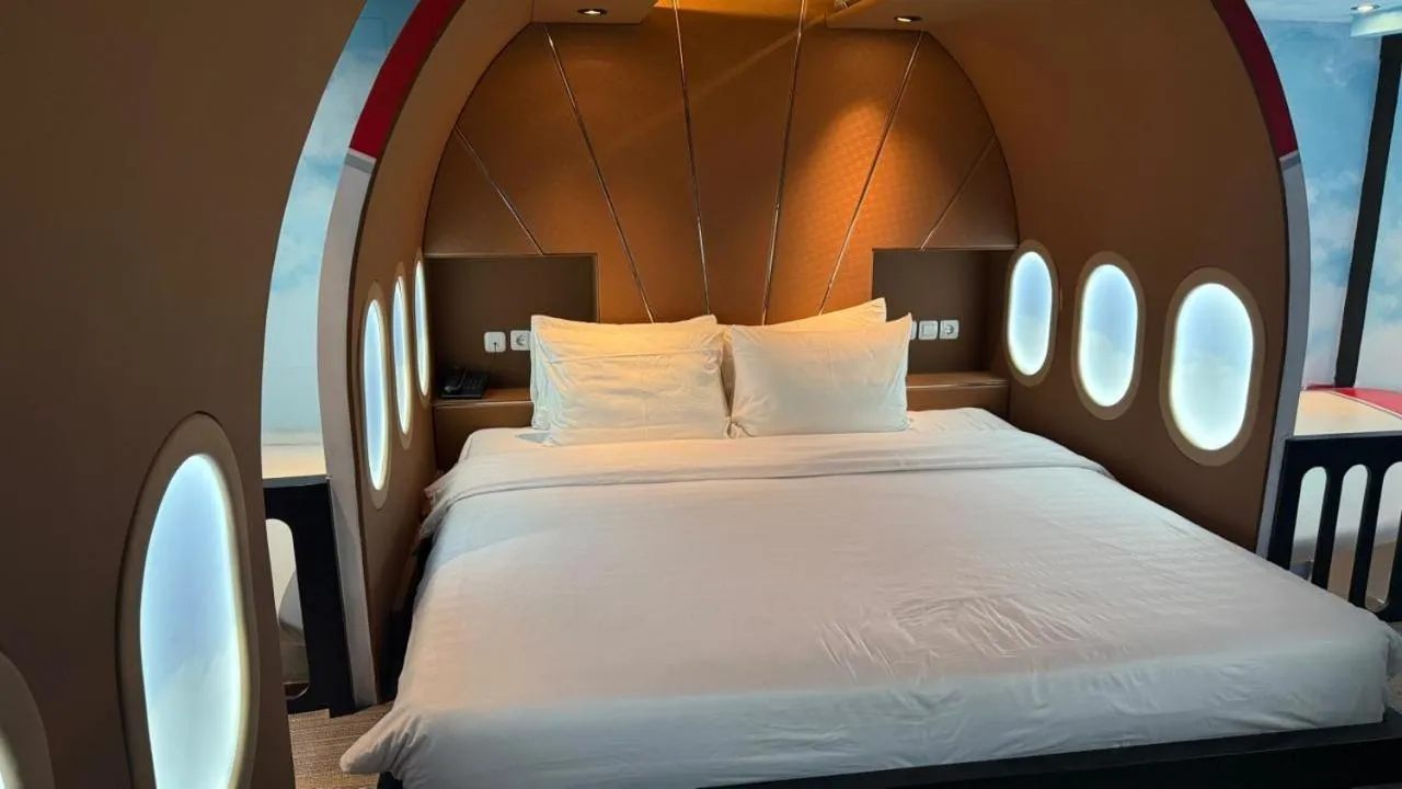 Bed in Avery De Grand City Hotel Bandung