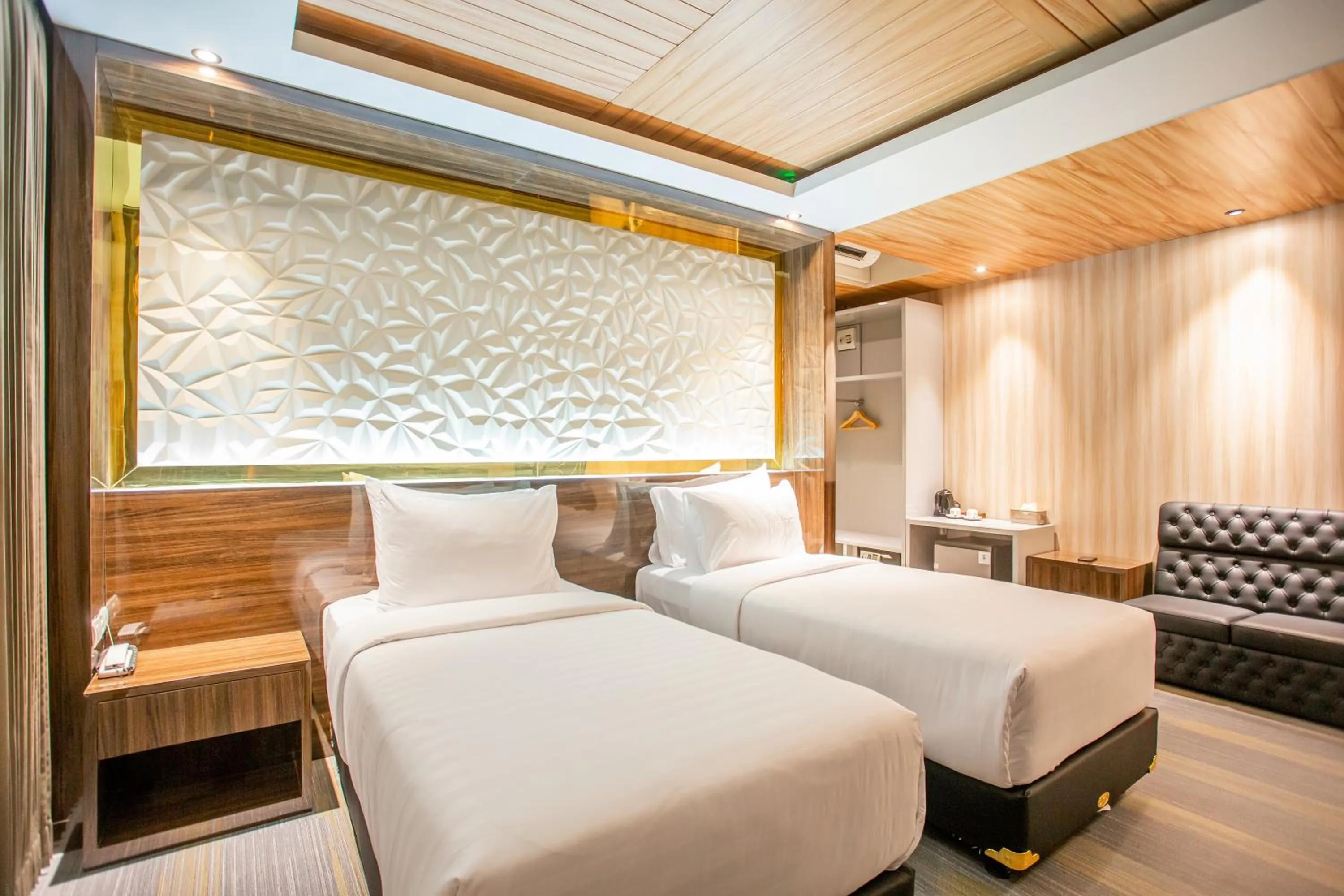 Bed in Avery De Grand City Hotel Bandung