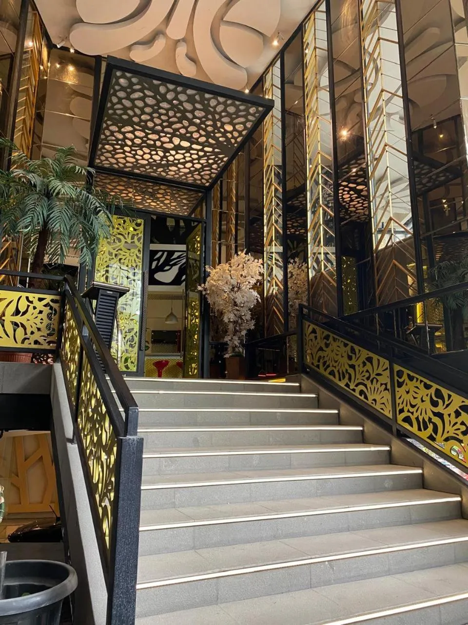 Avery De Grand City Hotel Bandung