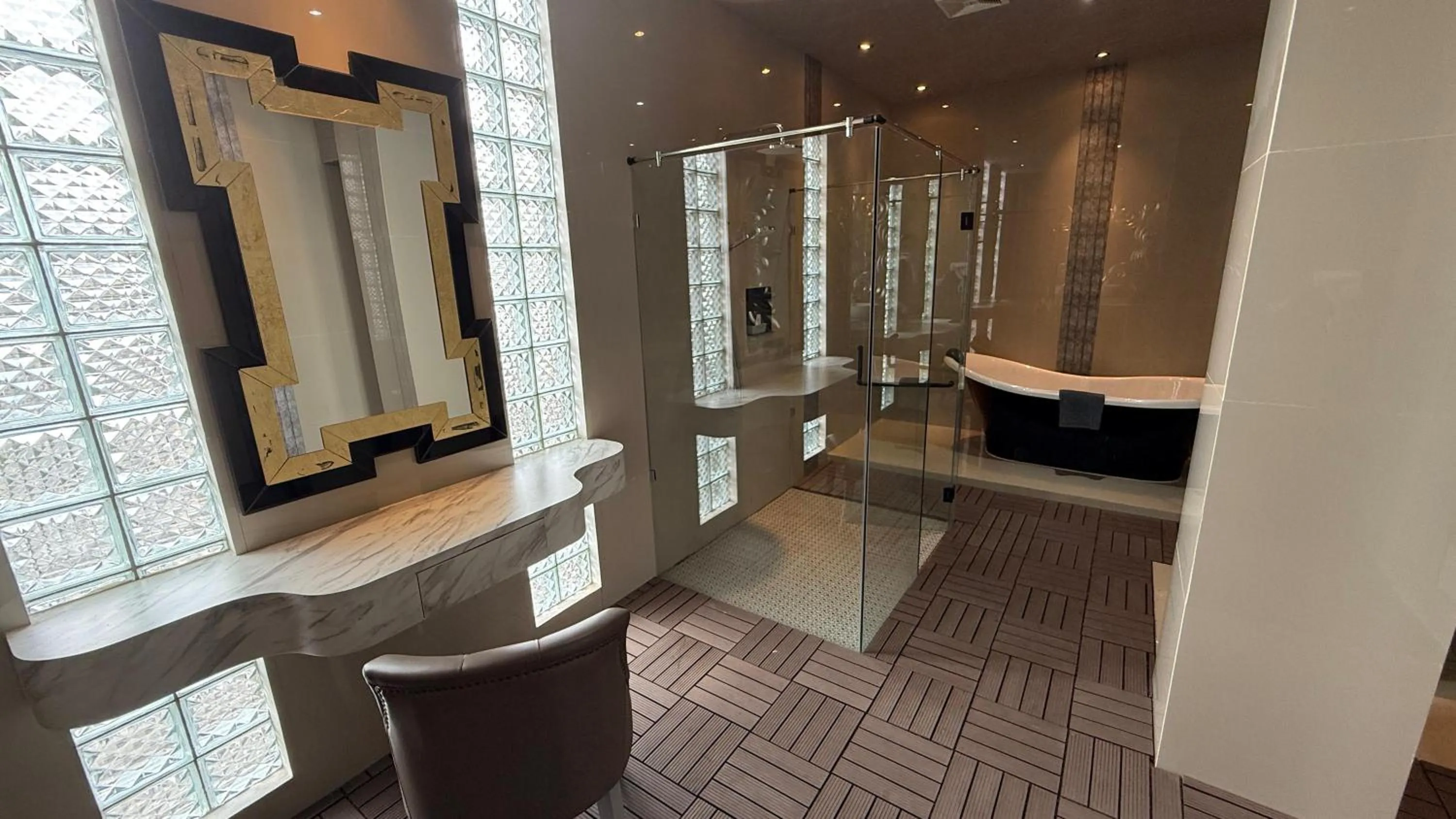 Bathroom in Avery De Grand City Hotel Bandung