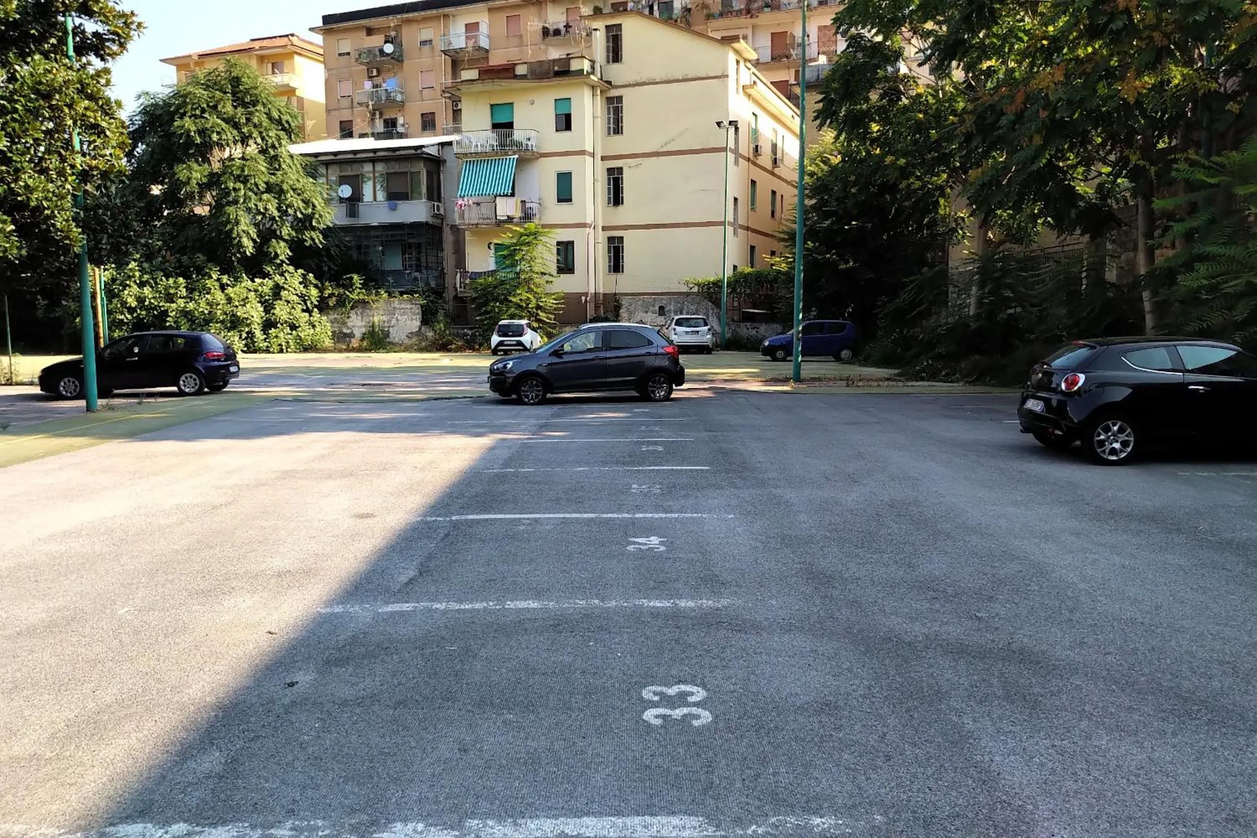 Parking in Brain Rooms - Centro Città, Pulizia Giornaliera, Colazione Inclusa
