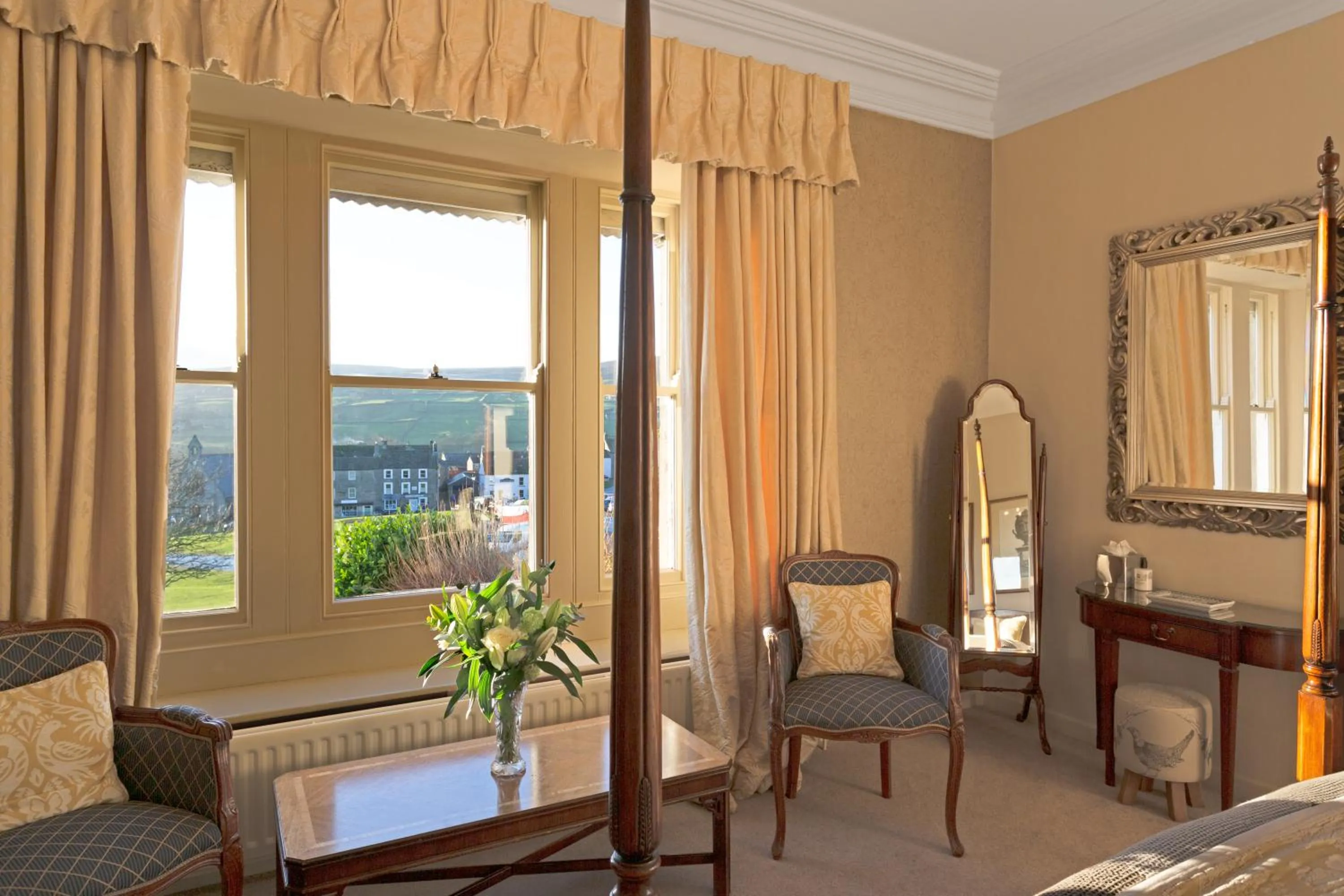 Bed in The Burgoyne - Stunning Hotel with Amazing Views and Impeccable Service