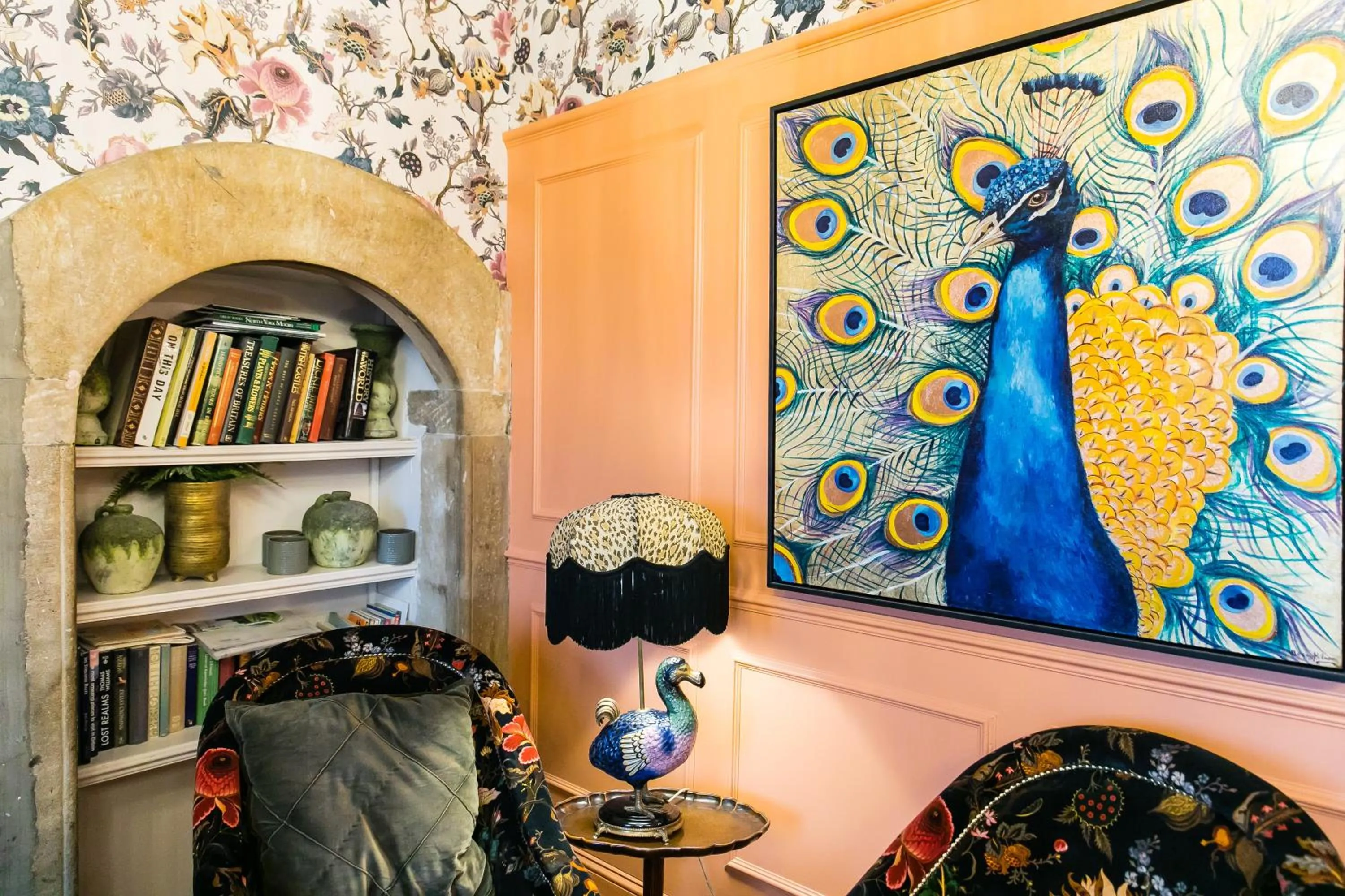 Lounge or bar in The Burgoyne - Stunning Hotel with Amazing Views and Impeccable Service