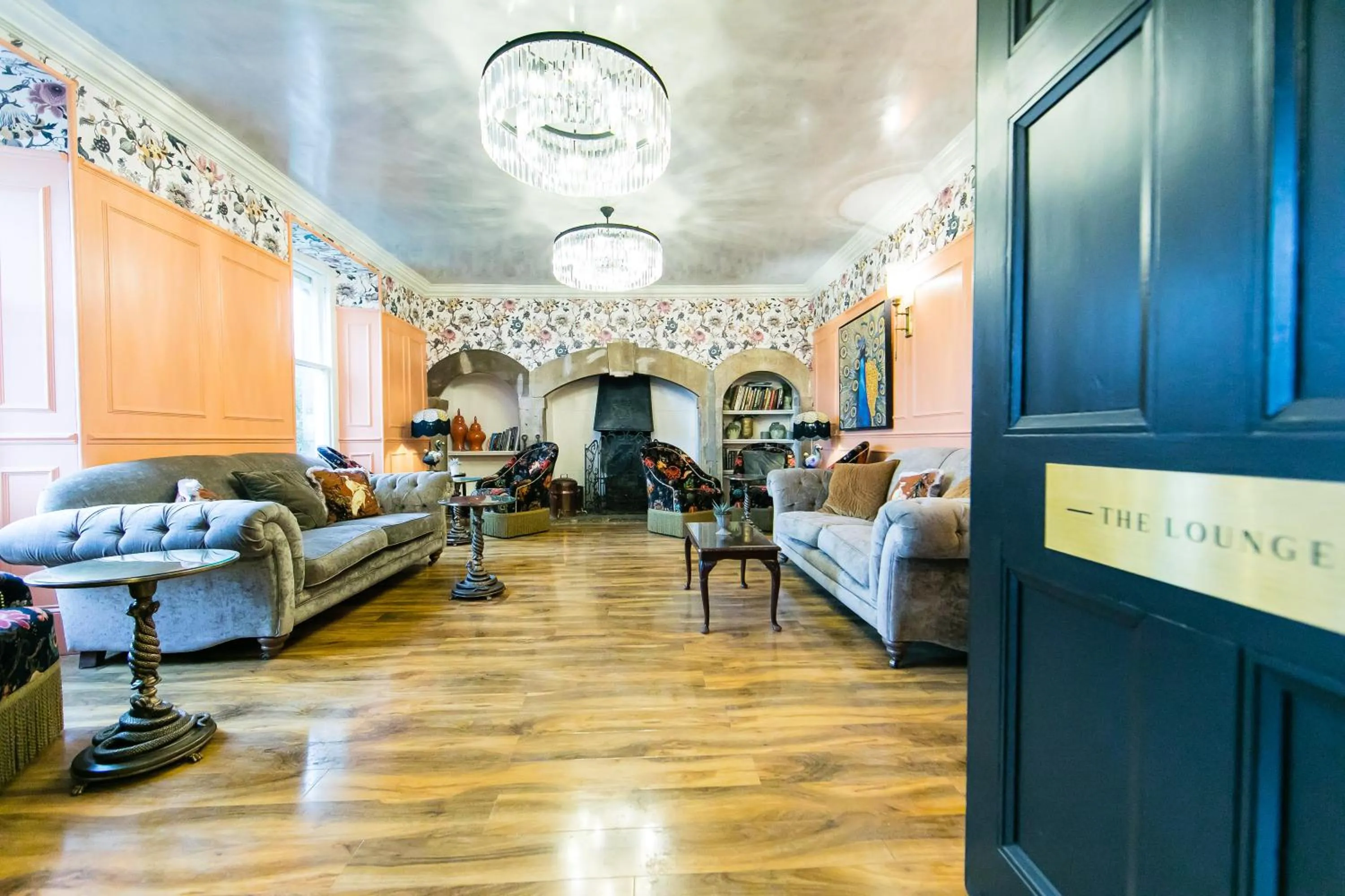 Lounge or bar in The Burgoyne - Stunning Hotel with Amazing Views and Impeccable Service