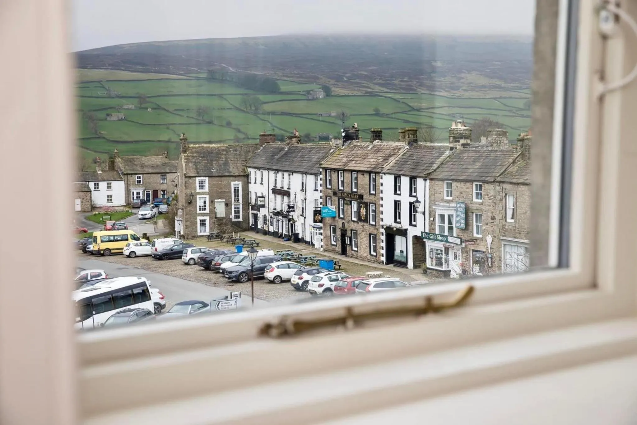 Neighbourhood in The Burgoyne - Stunning Hotel with Amazing Views and Impeccable Service