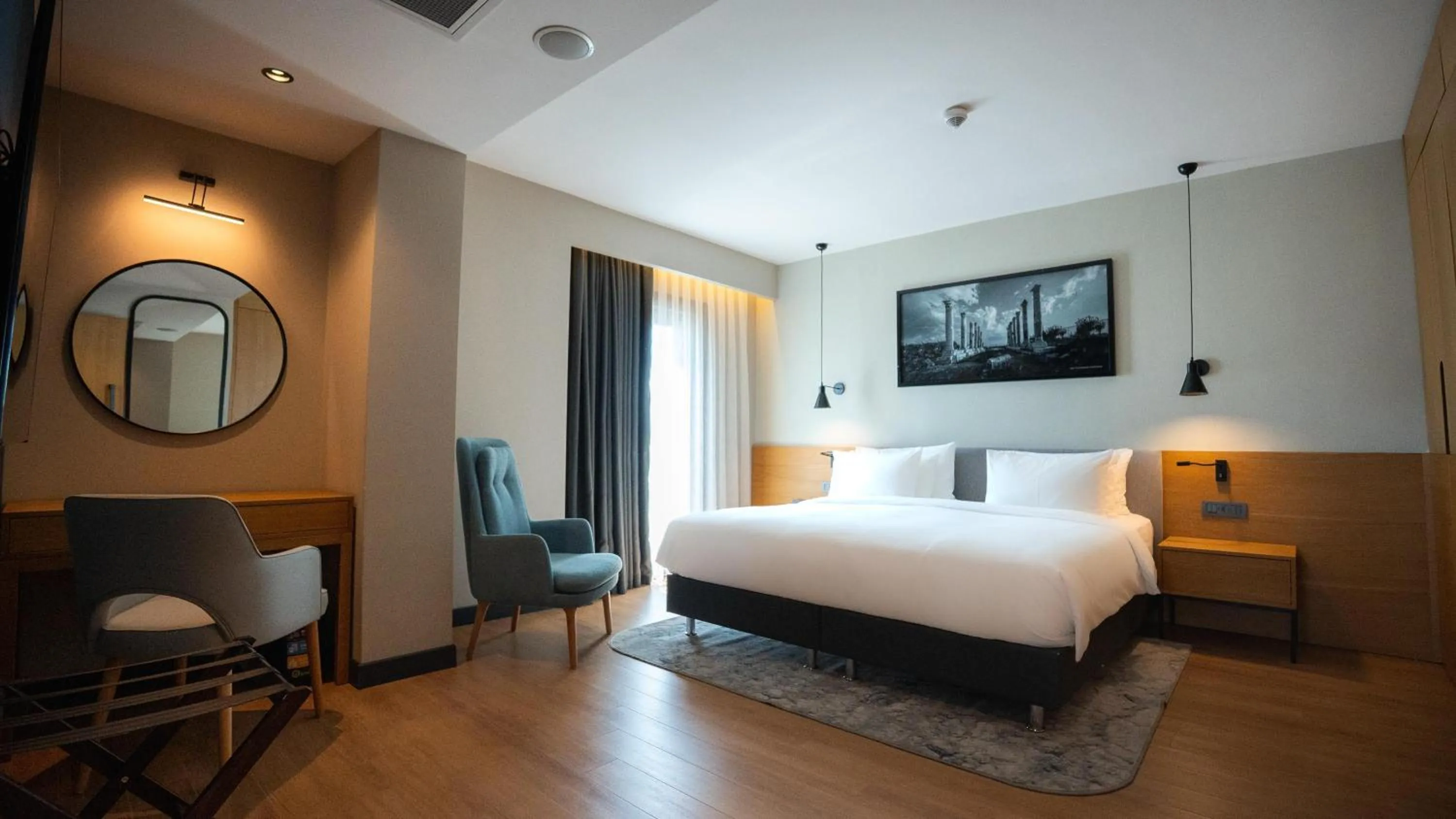 View (from property/room), Bed in Radisson Hotel Mersin