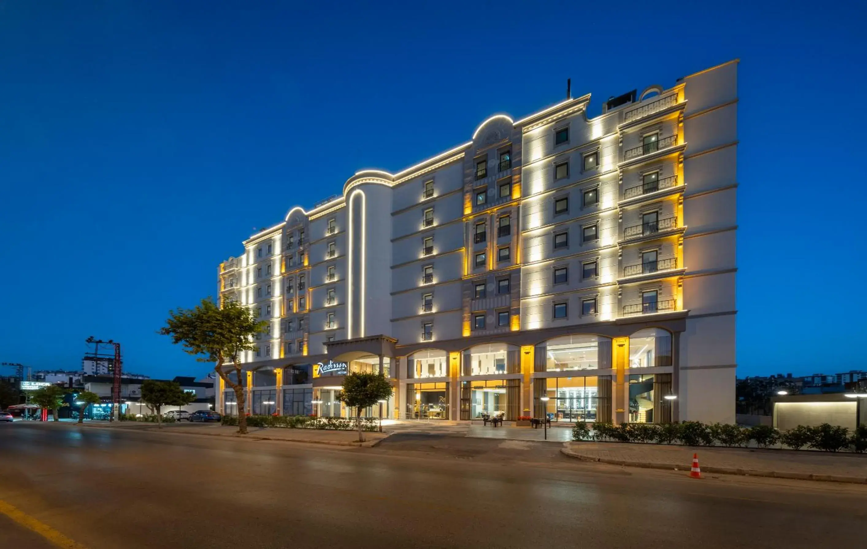 Property building in Radisson Hotel Mersin Property building in Radisson Hotel Mersin