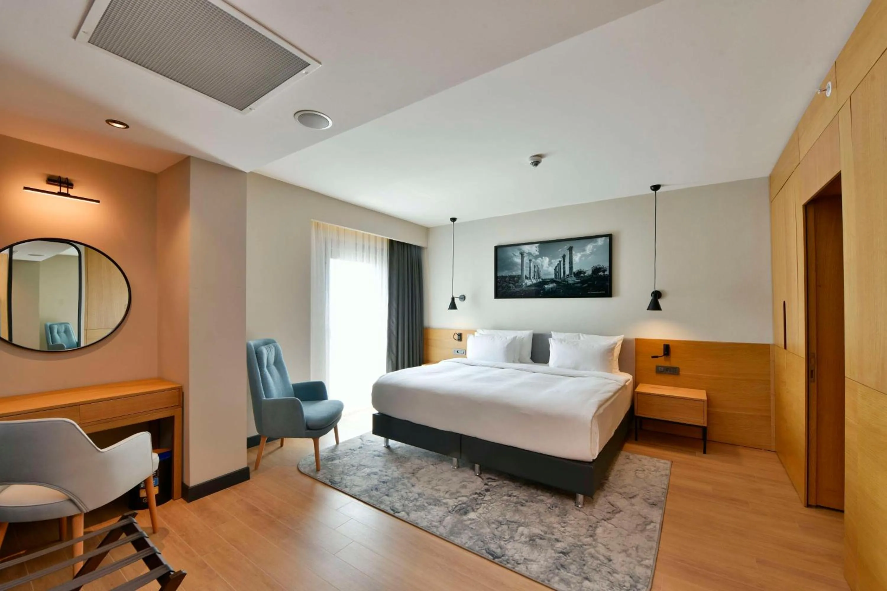 Photo of the whole room, Bed in Radisson Hotel Mersin