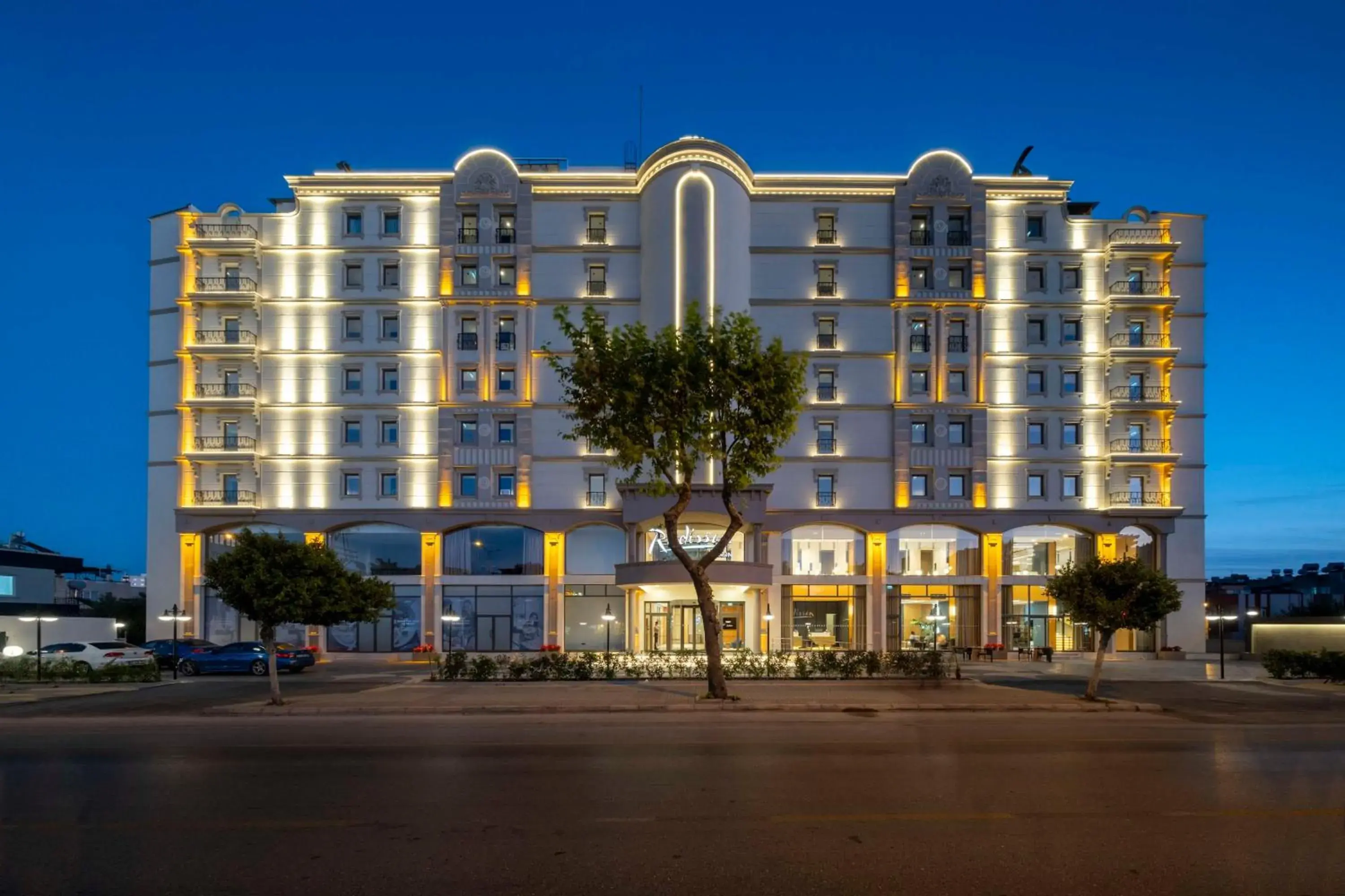 Property building in Radisson Hotel Mersin Property building in Radisson Hotel Mersin