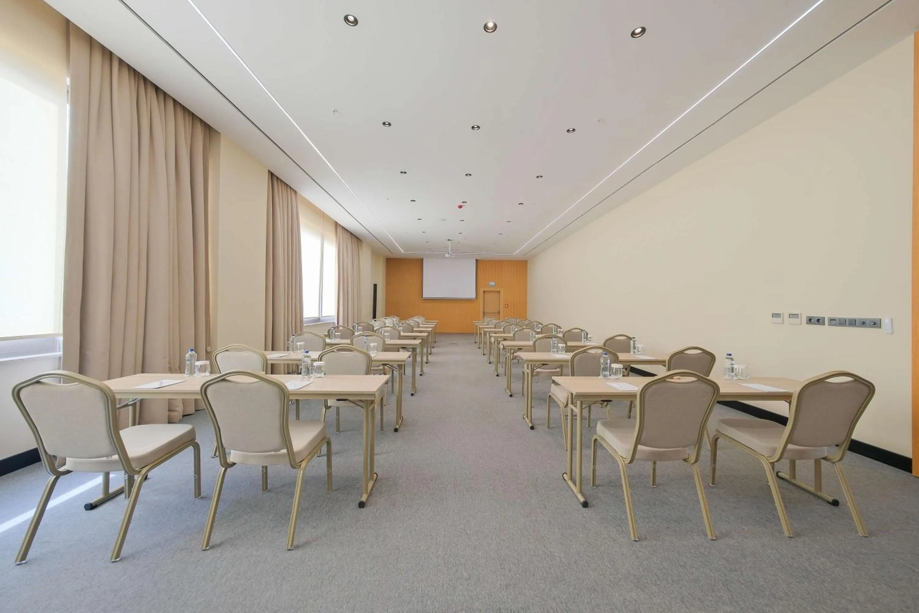 Meeting/conference room in Radisson Hotel Mersin