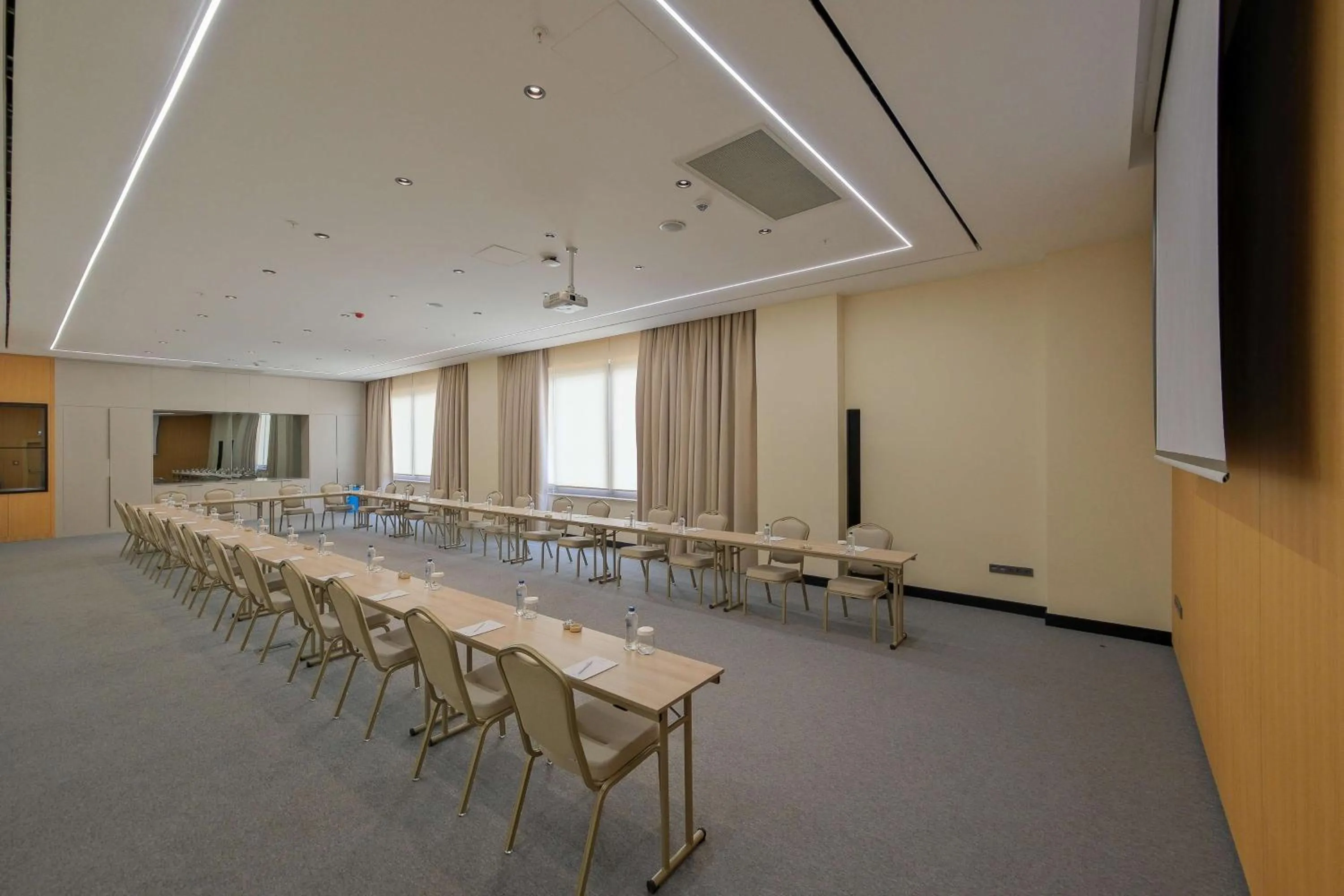 Meeting/conference room in Radisson Hotel Mersin